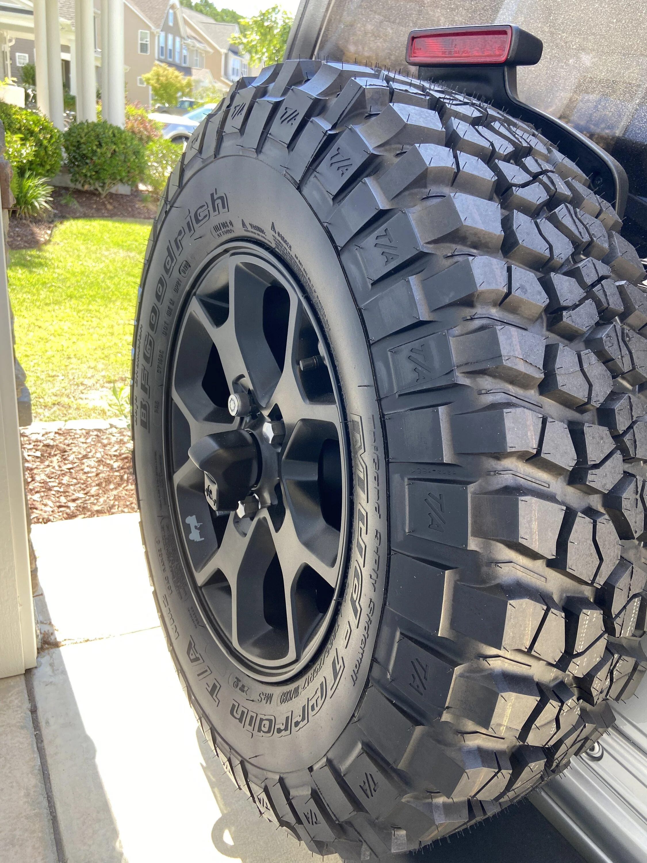 Jeep Gladiator Black Willy’s Moab wheels and KM2 tires 726282C5-79D5-41F2-B885-4FA2F241E8CF
