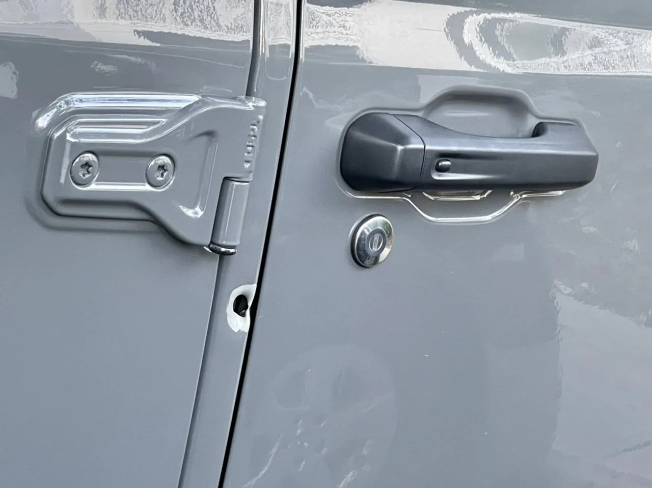 Jeep Gladiator STOLEN from my driveway this morning!  New Jeeps are crazy easy to steal apparently... EDD90D86-F3AA-4D98-B68E-D6512C1703DB