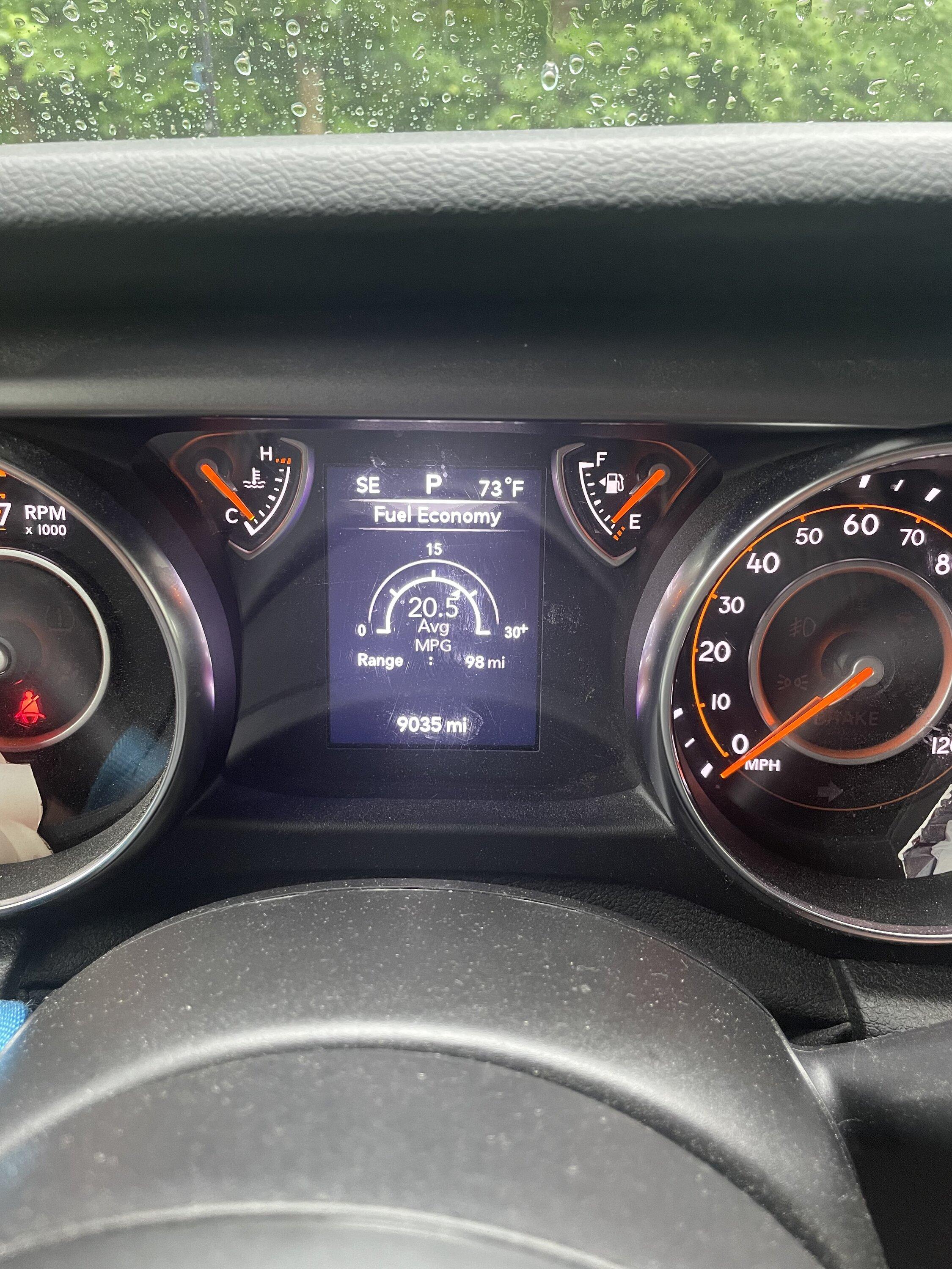 Jeep Gladiator Who's got my fuel mileage beat? CCD2131C-AD20-472A-A7BD-9D515688498D