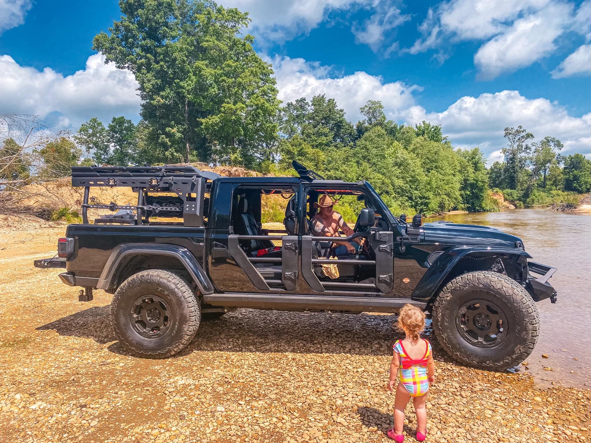 Jeep Gladiator 2021 Mojave 39s, Overland set up, $64k A0FACA9D-3E46-49FA-A7AF-8021C4BE00E1