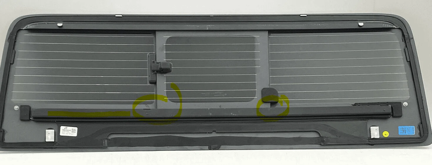 Jeep Gladiator 2020 Gladiator rear window leak (so far i suspected the actual small opening window, but actually it is entire top of the window) 1656407829707