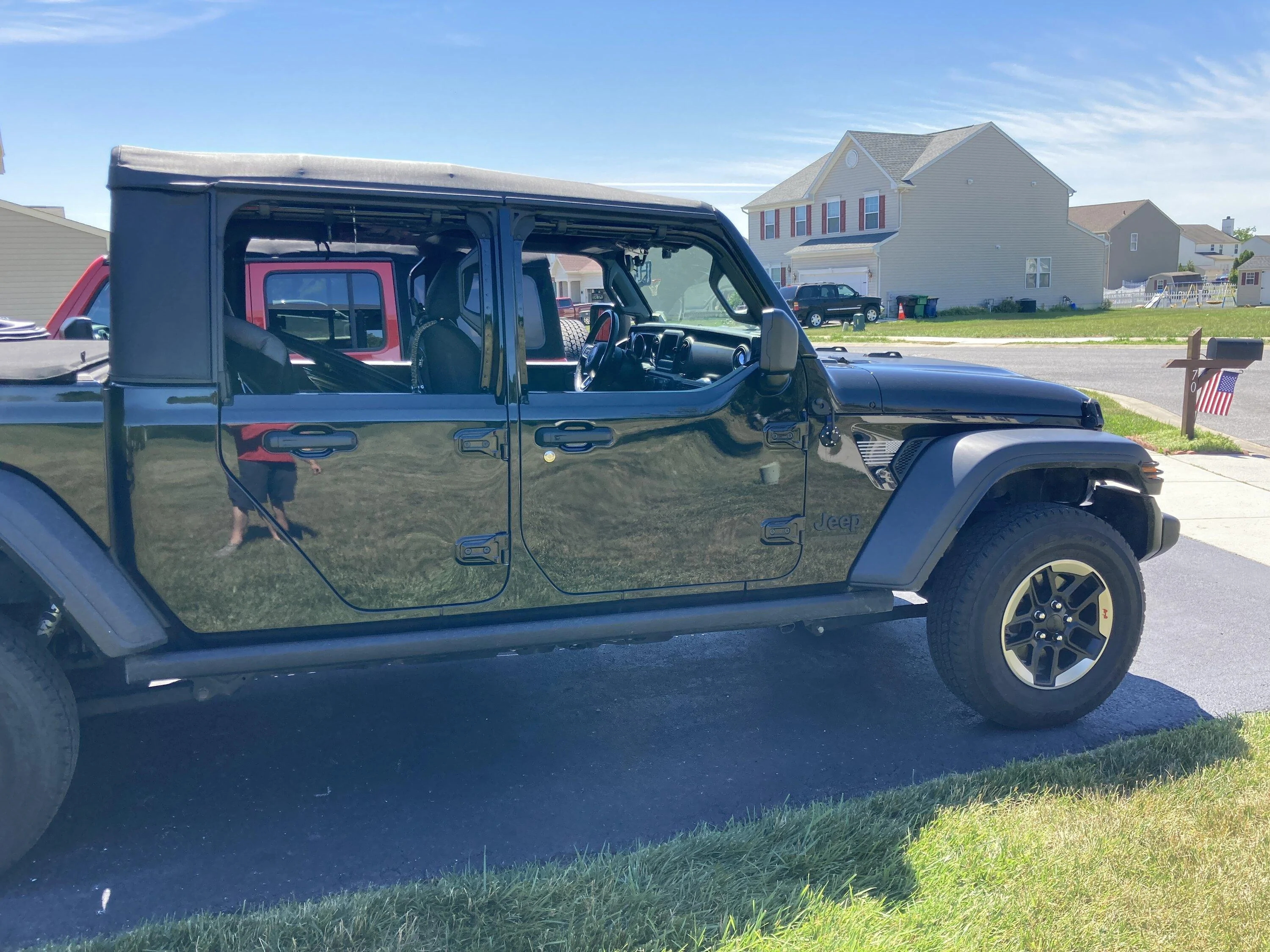 Jeep Gladiator Black half doors A6EF5145-EFB3-4678-9B7A-511A8266A64F