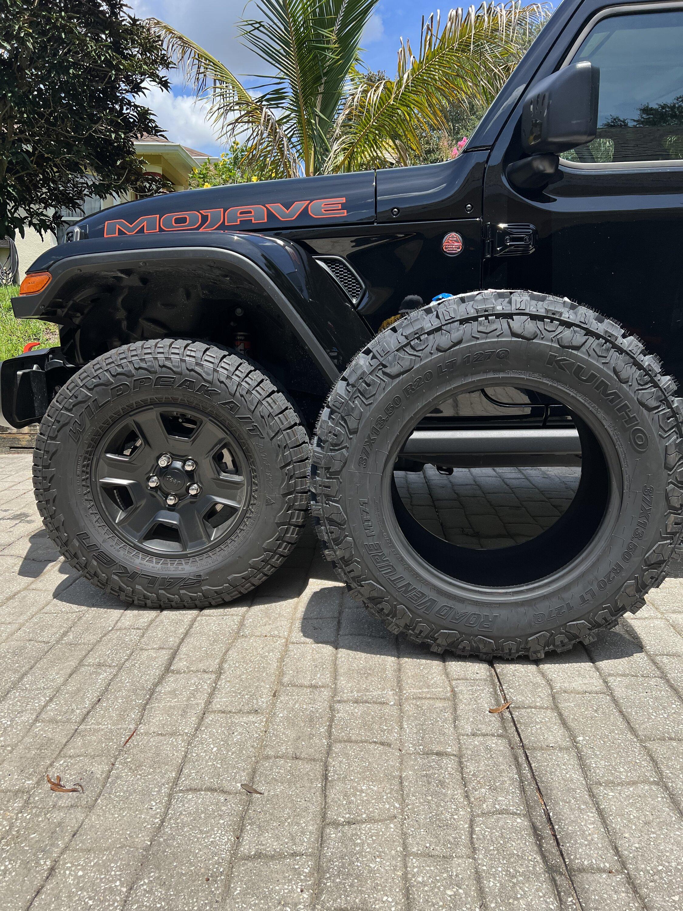 Jeep Gladiator Anyone Running 37s on 20s? Here's a Possible Deal 22B3D077-3AB8-4B86-9549-73B8036CC1A9