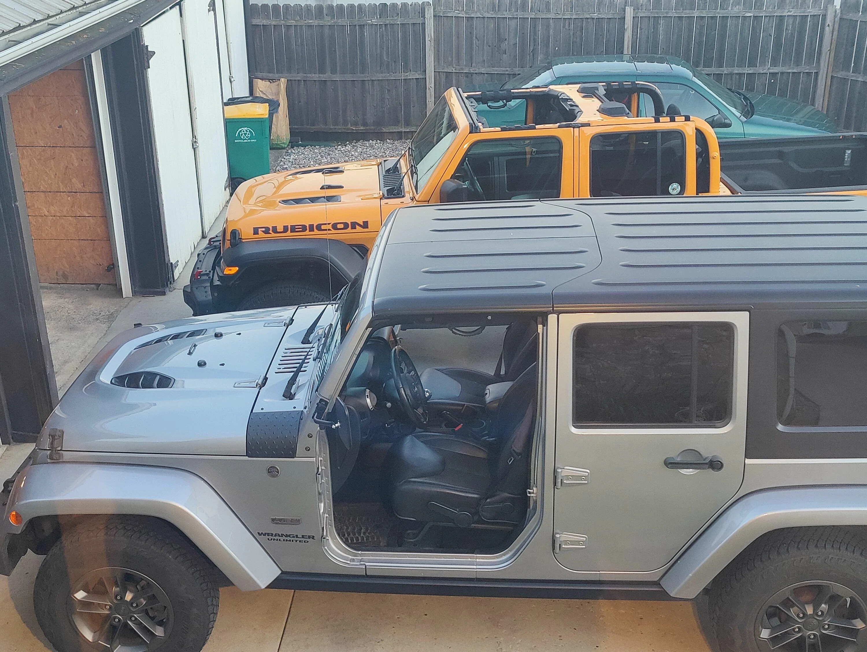 Jeep Gladiator Jeeps Parking Next To Jeeps IMG20220627204329