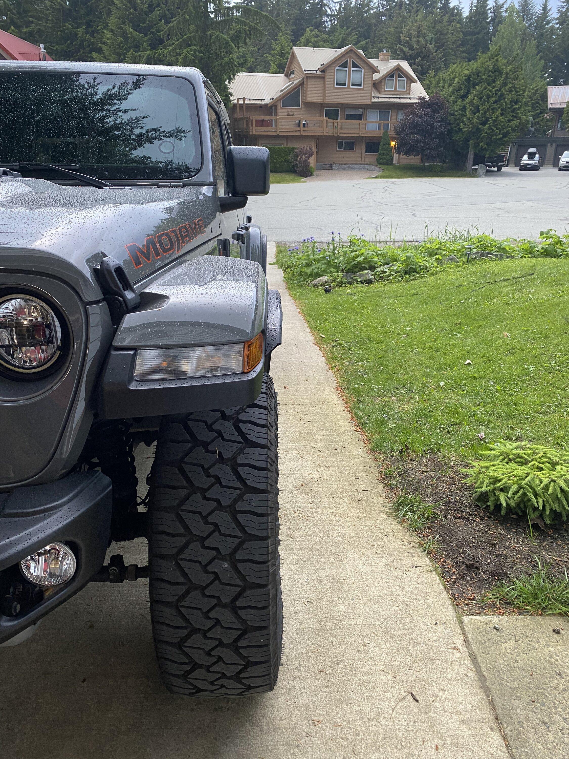 Jeep Gladiator EZ Flare installed AED02DF2-C931-470C-A0F7-CCB870A6F57F