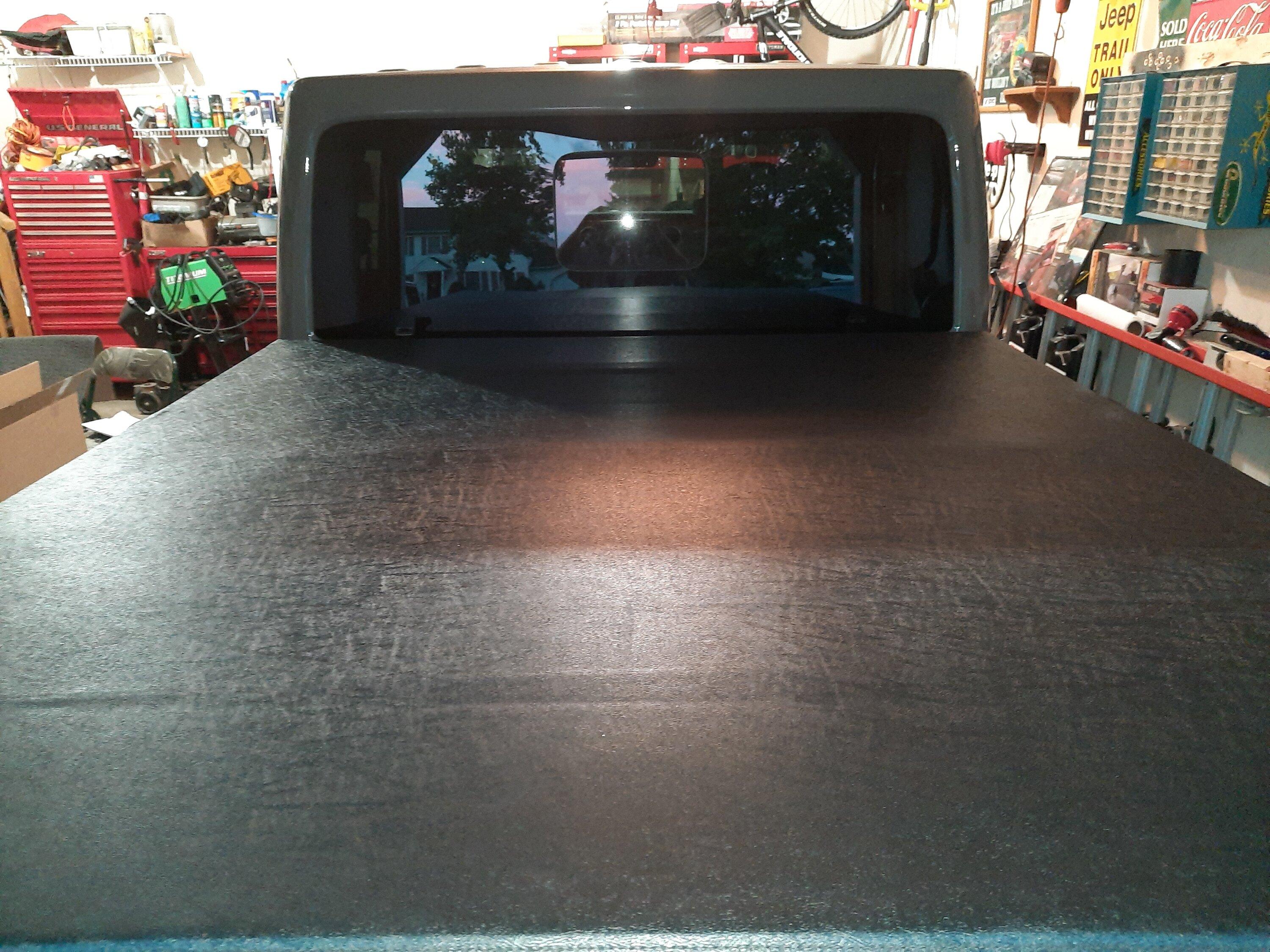 Jeep Gladiator Which Tri-fold hard Tonneau cover is best? 20220627_204231