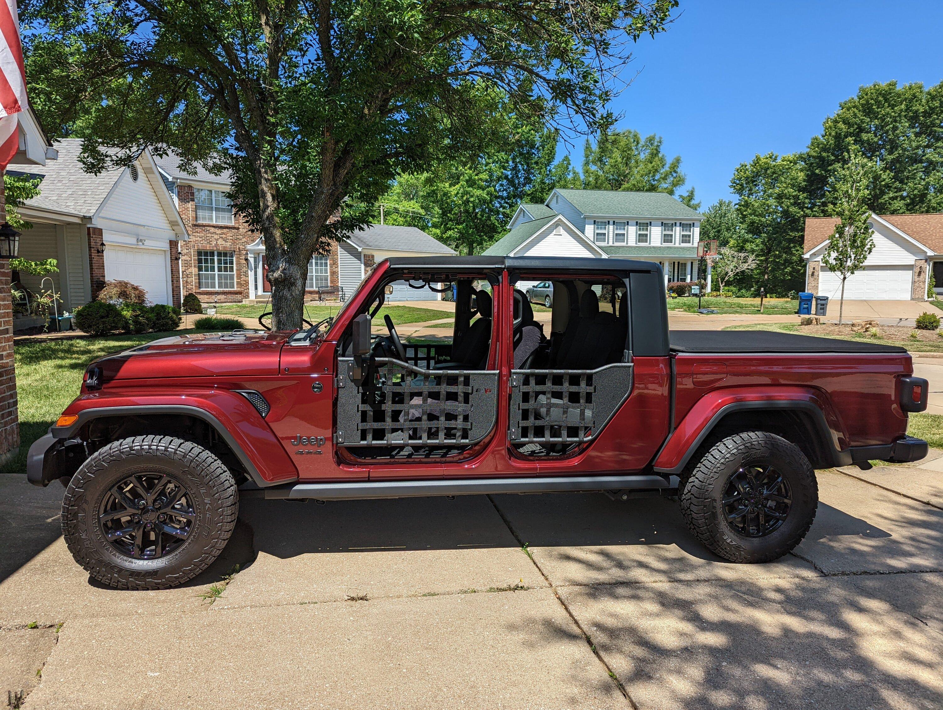 Jeep Gladiator Added some EAG tube doors today PXL_20220628_161455728