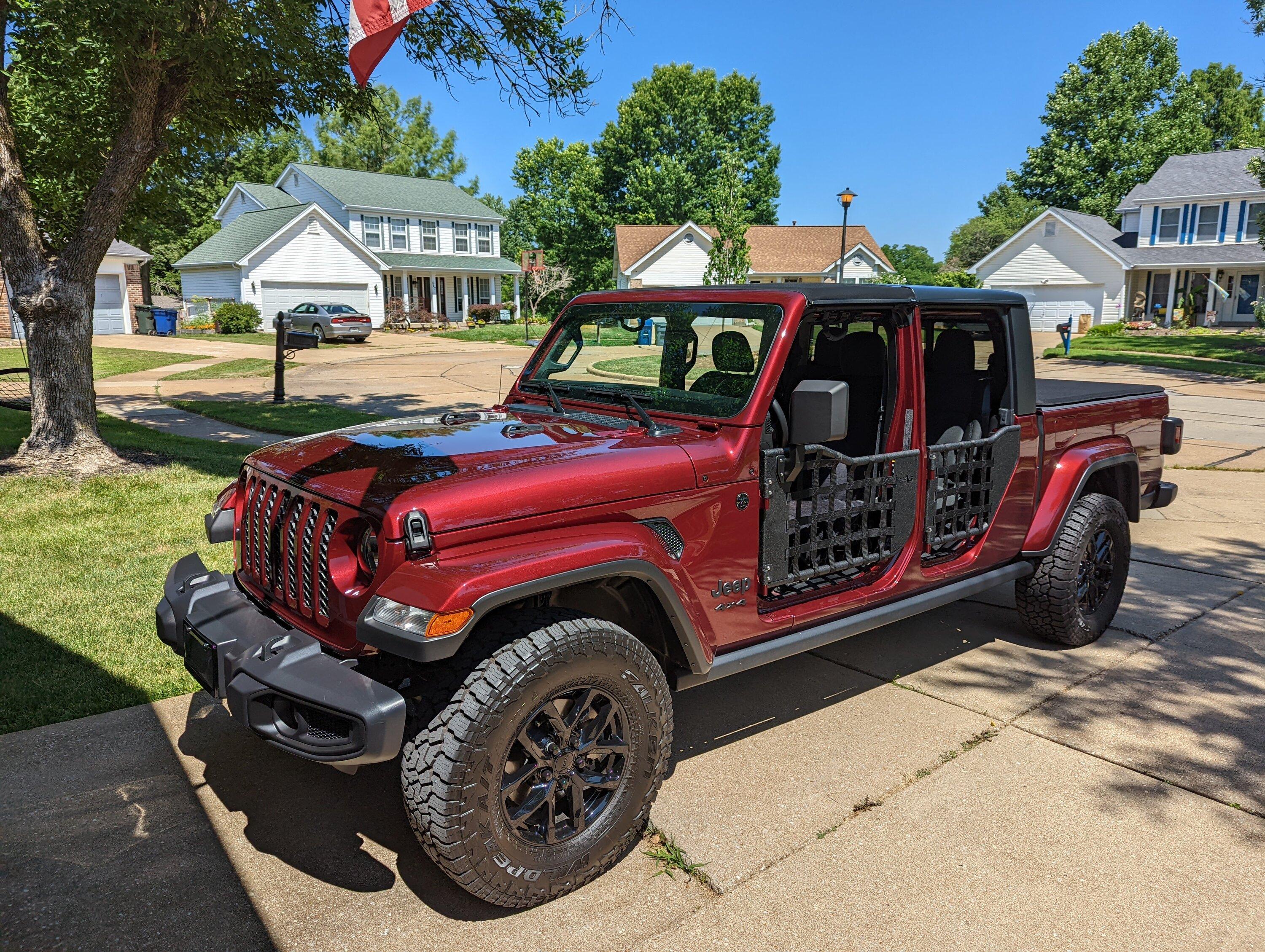 Jeep Gladiator Added some EAG tube doors today PXL_20220628_161505200