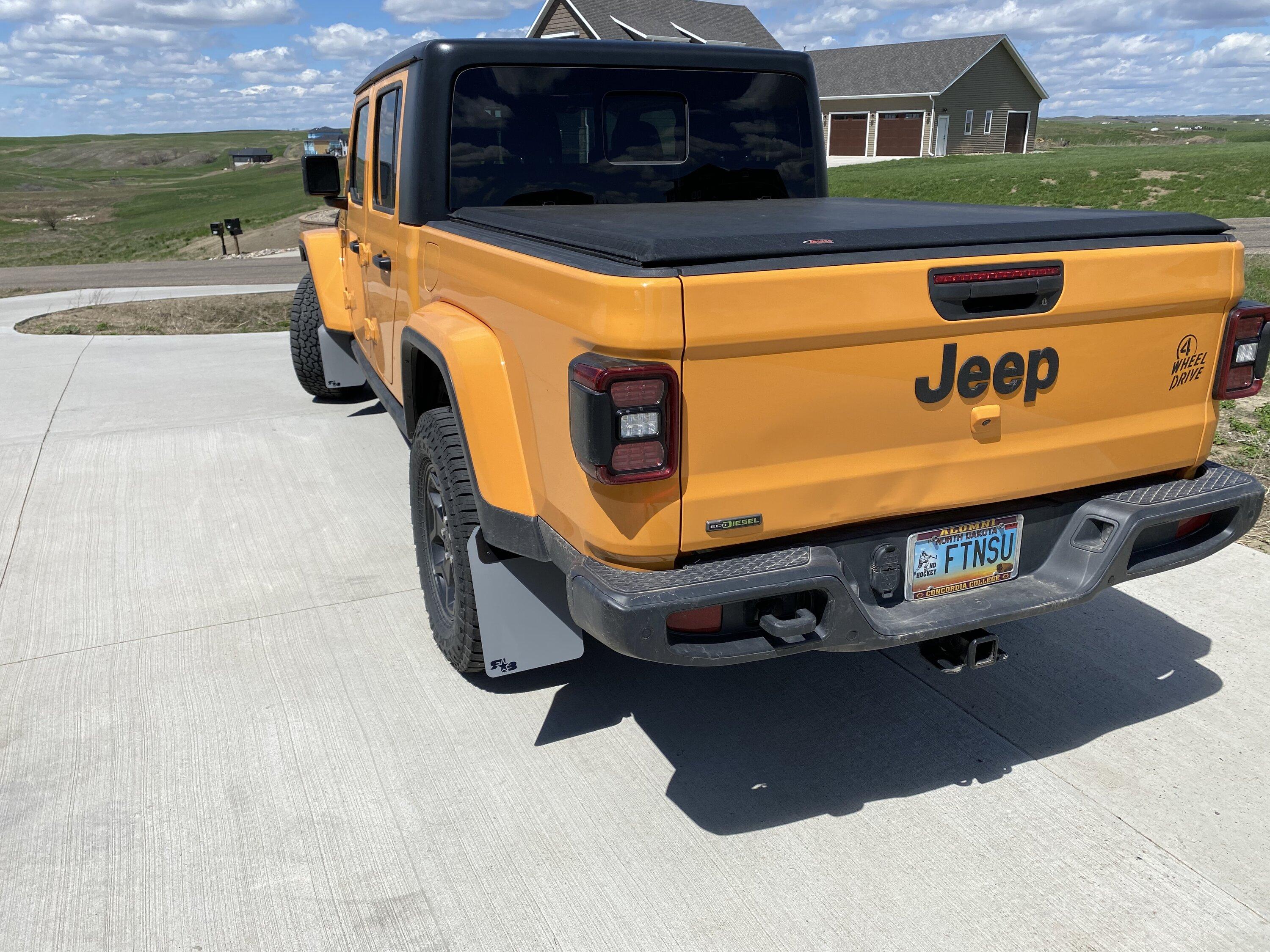 Jeep Gladiator Anyone have Rok Blokz on a Gladiator diesel ? BF30B374-0369-449E-8FD6-896AC2FE2D06
