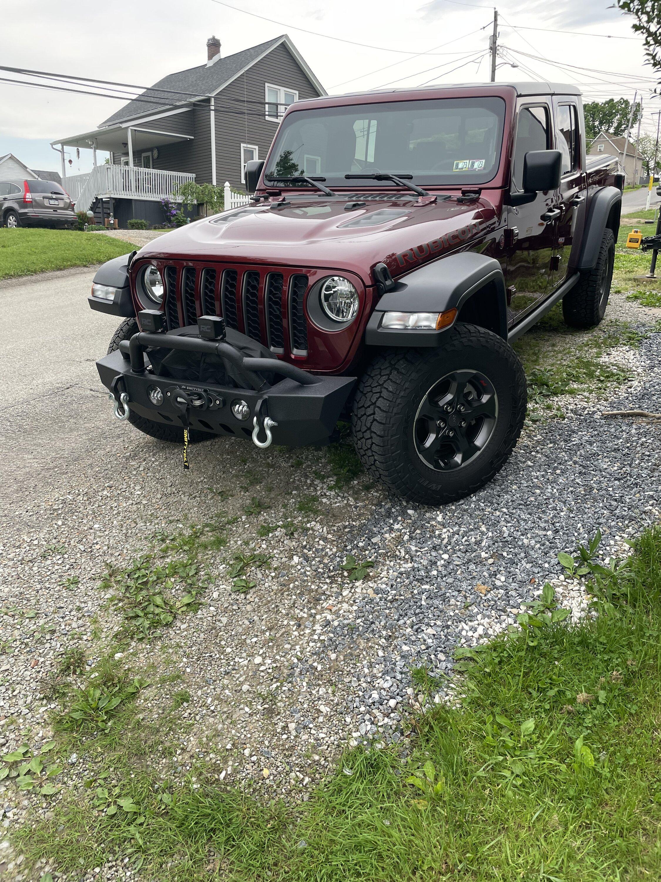 Jeep Gladiator Dealer installed aftermarket lift kits ? 87E6232F-F7DA-4C41-845F-DFEBC95DD773