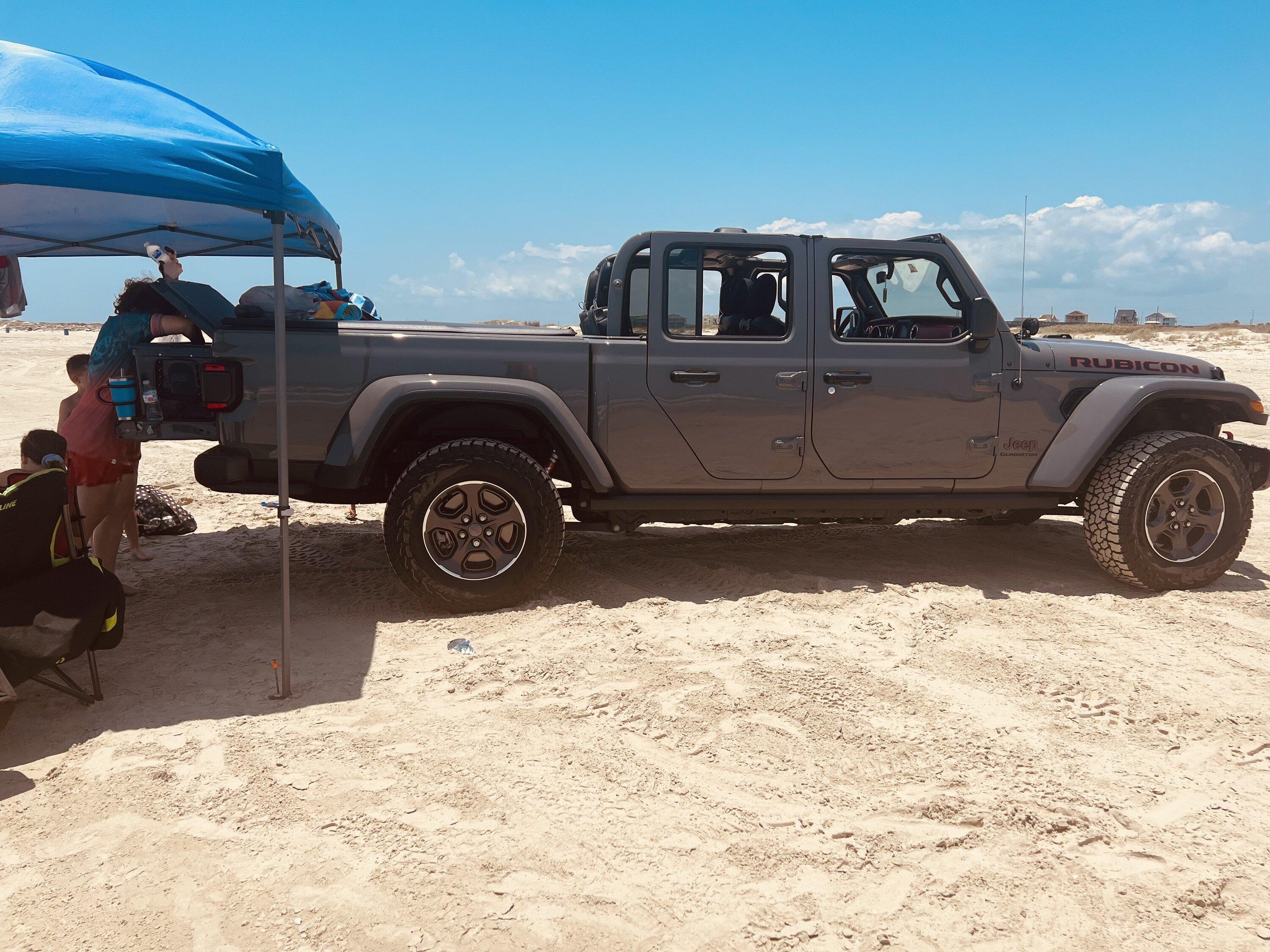 Jeep Gladiator Rims and tires for sale 53D4AF29-806E-4D01-9298-034A5014600D
