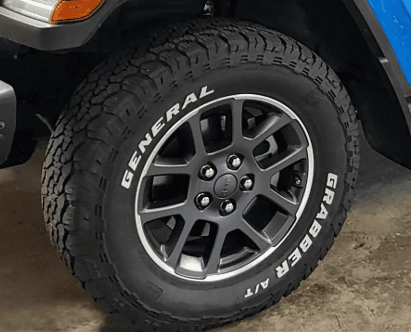 Jeep Gladiator Tire rotation interval 1656690519713