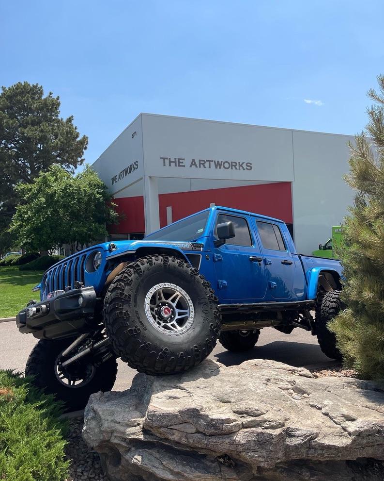Jeep Gladiator Stickers and decal pics! C3F17FE6-E35D-4DA3-BA8E-8D22F2CE4357_1_105_c