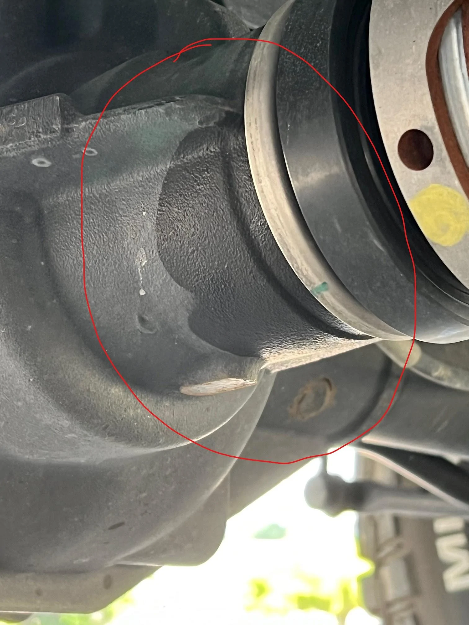 Jeep Gladiator Leaking axle seal? Gladiator Diff Leak 7-1-22 closeu