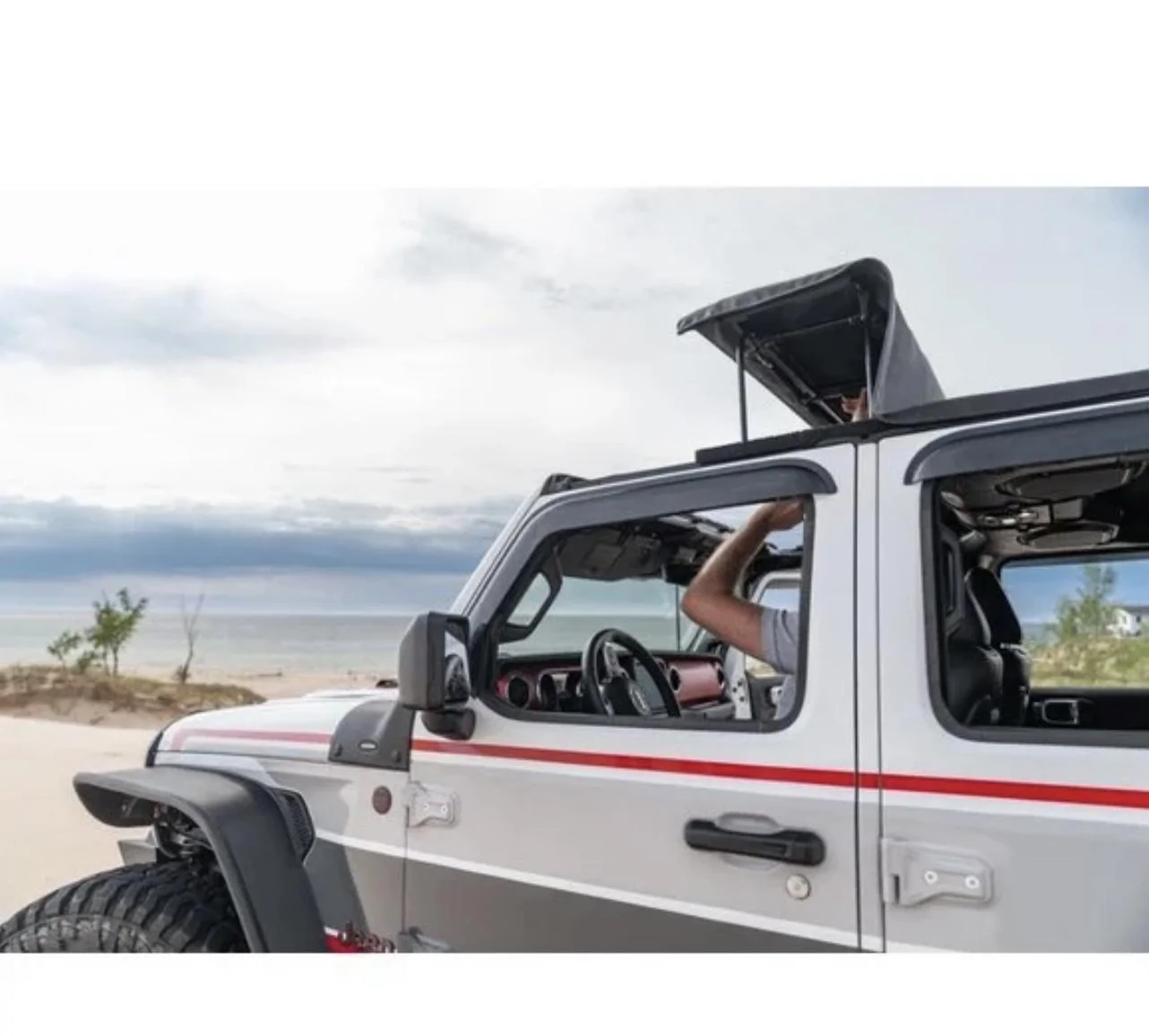 Jeep Gladiator Rugged Ridge Voyager Soft top 9CF775BF-7678-401B-AAA3-51DF0574F722