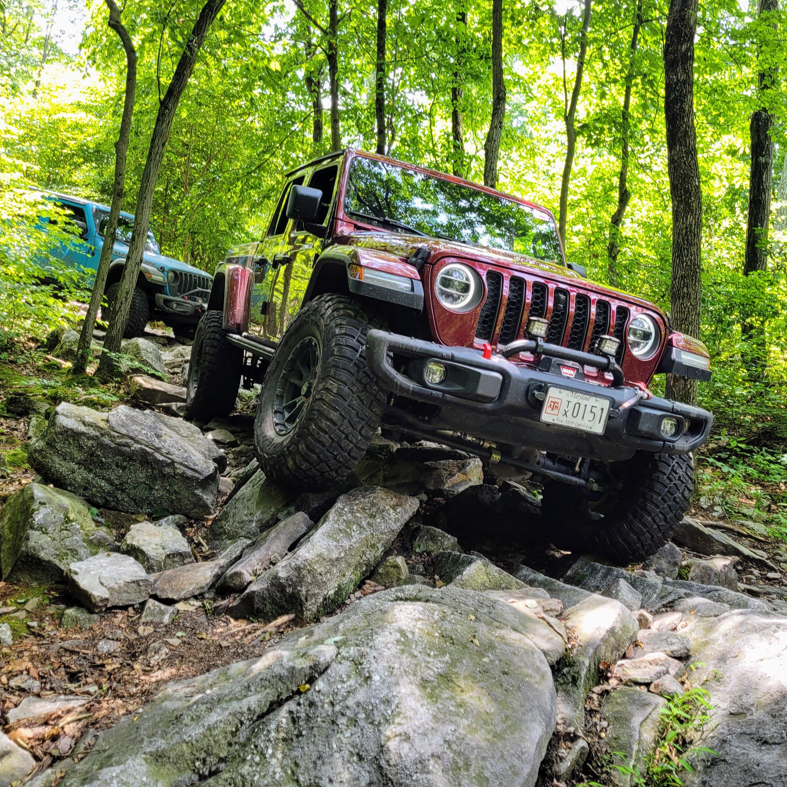 Jeep Gladiator Snazzberry Gladiator JT club 20220701_134307