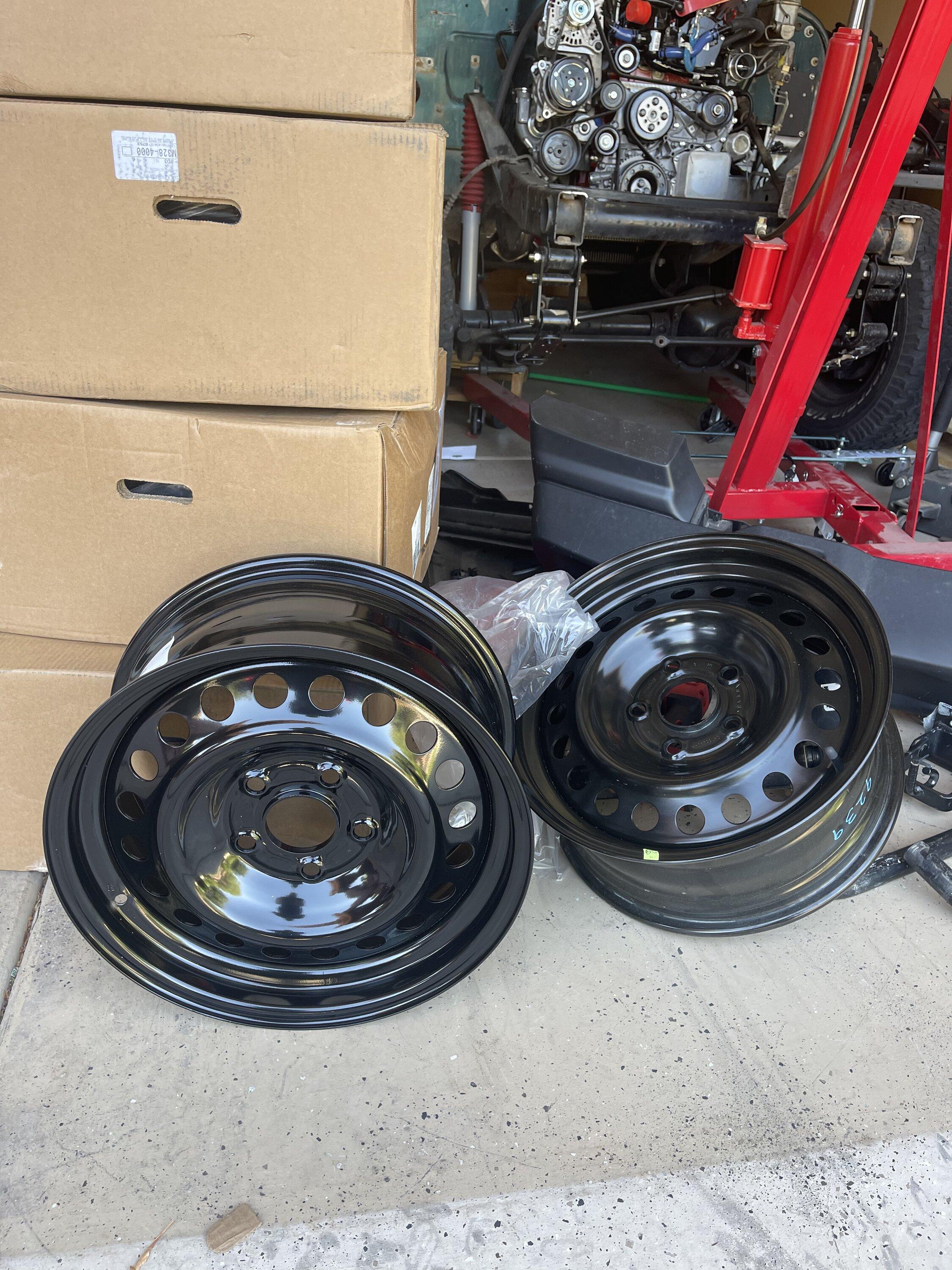 Jeep Gladiator Jeeps Parking Next To Jeeps E342CBEE-5131-4D44-936B-9A43C9D183DE