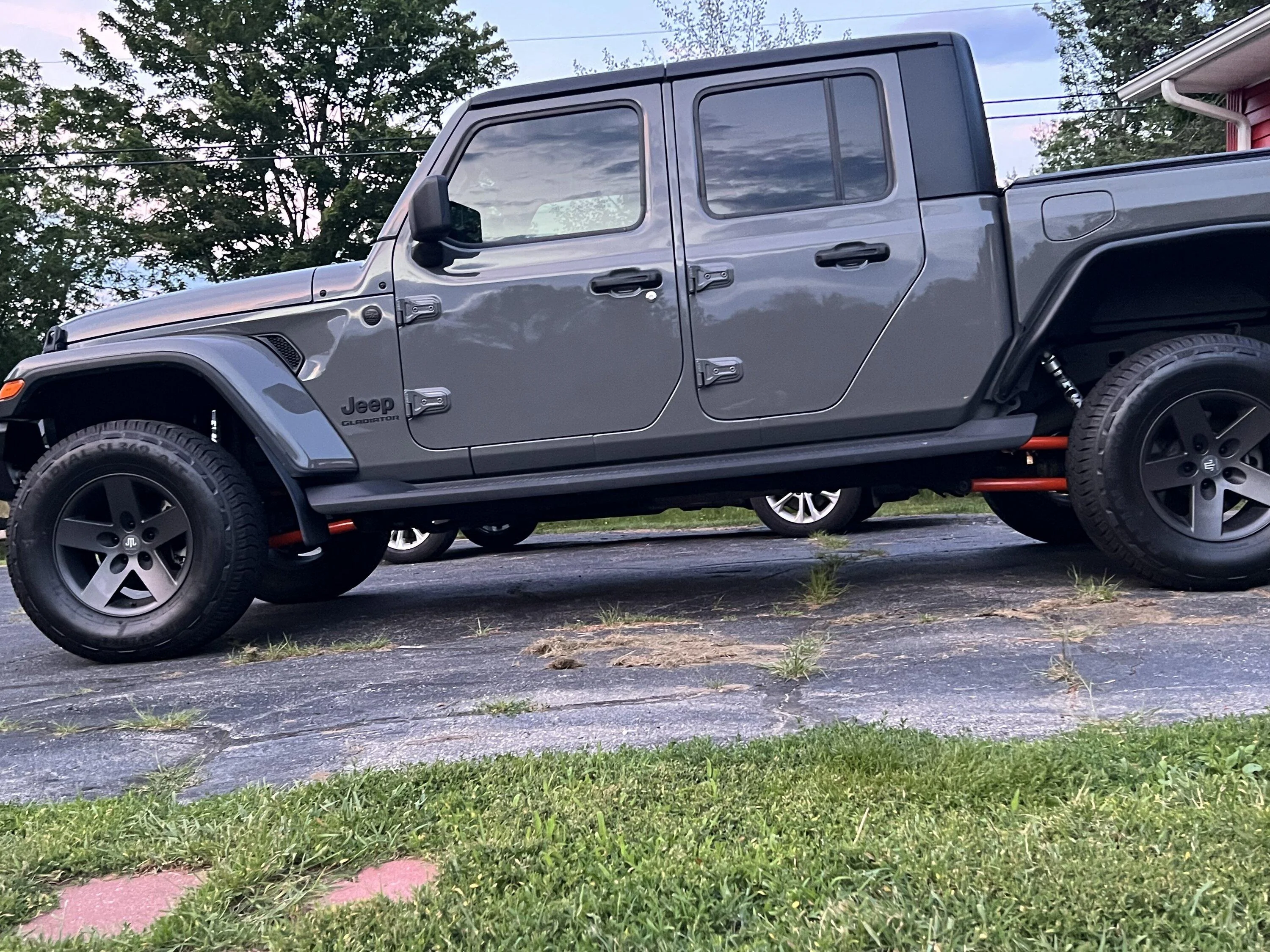 Jeep Gladiator Core 4x4 6D89896B-1FF3-48E2-A05D-75ABF84D5CD3