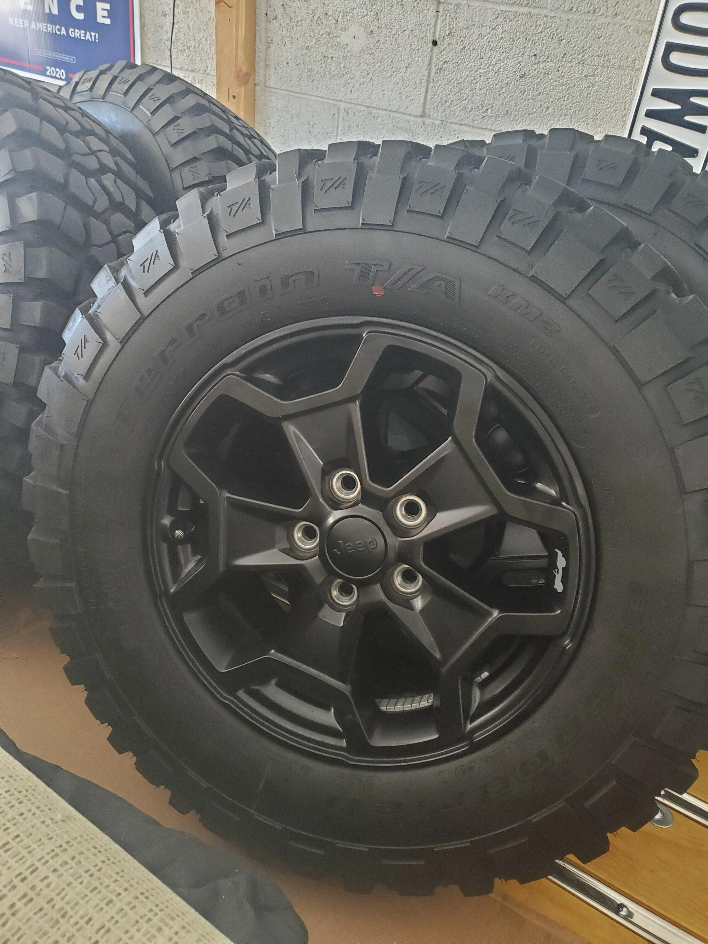 Jeep Gladiator Selling set of 5 Willys Take Offs 3500 miles - $1000 08FD4BC5-1571-49E3-A744-779F4E34333B