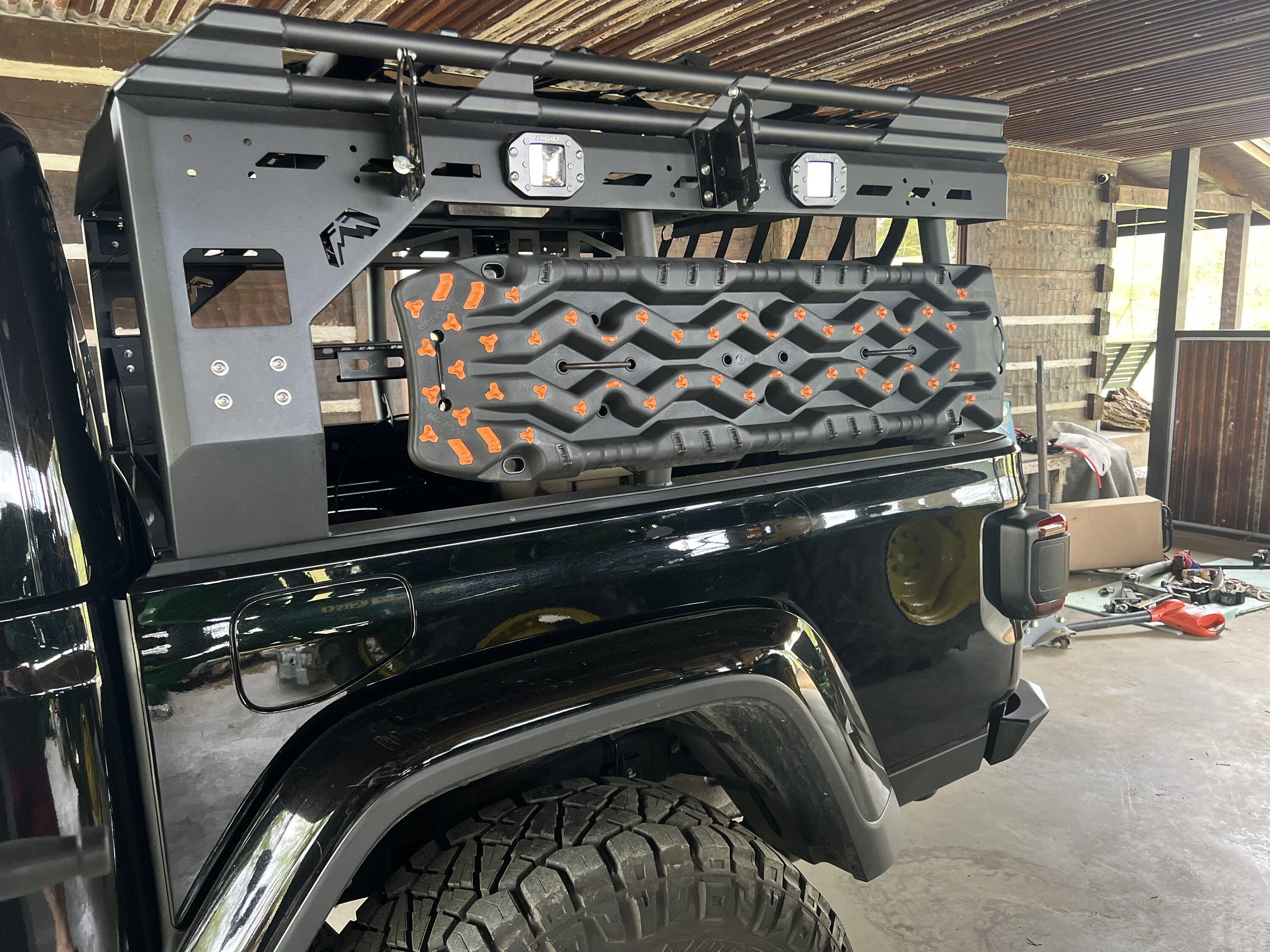 Jeep Gladiator SOLD FabFours Fender Chop & Overland & Sunrider & Goose Gear E234028A-56C9-4629-AB92-826C6EA76E45
