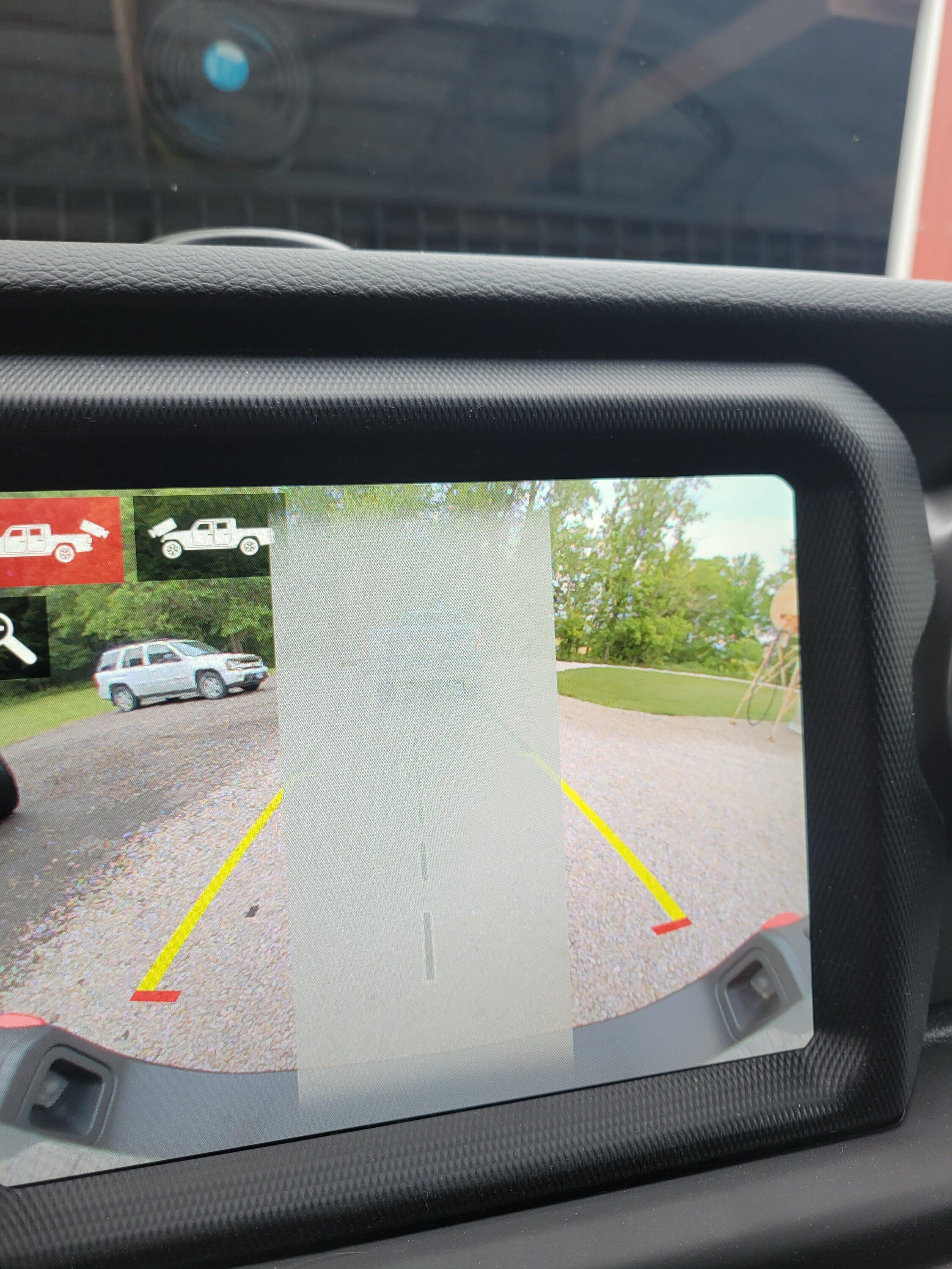 Jeep Gladiator Anyone ran into this? 8.4 system. 20220702_153703