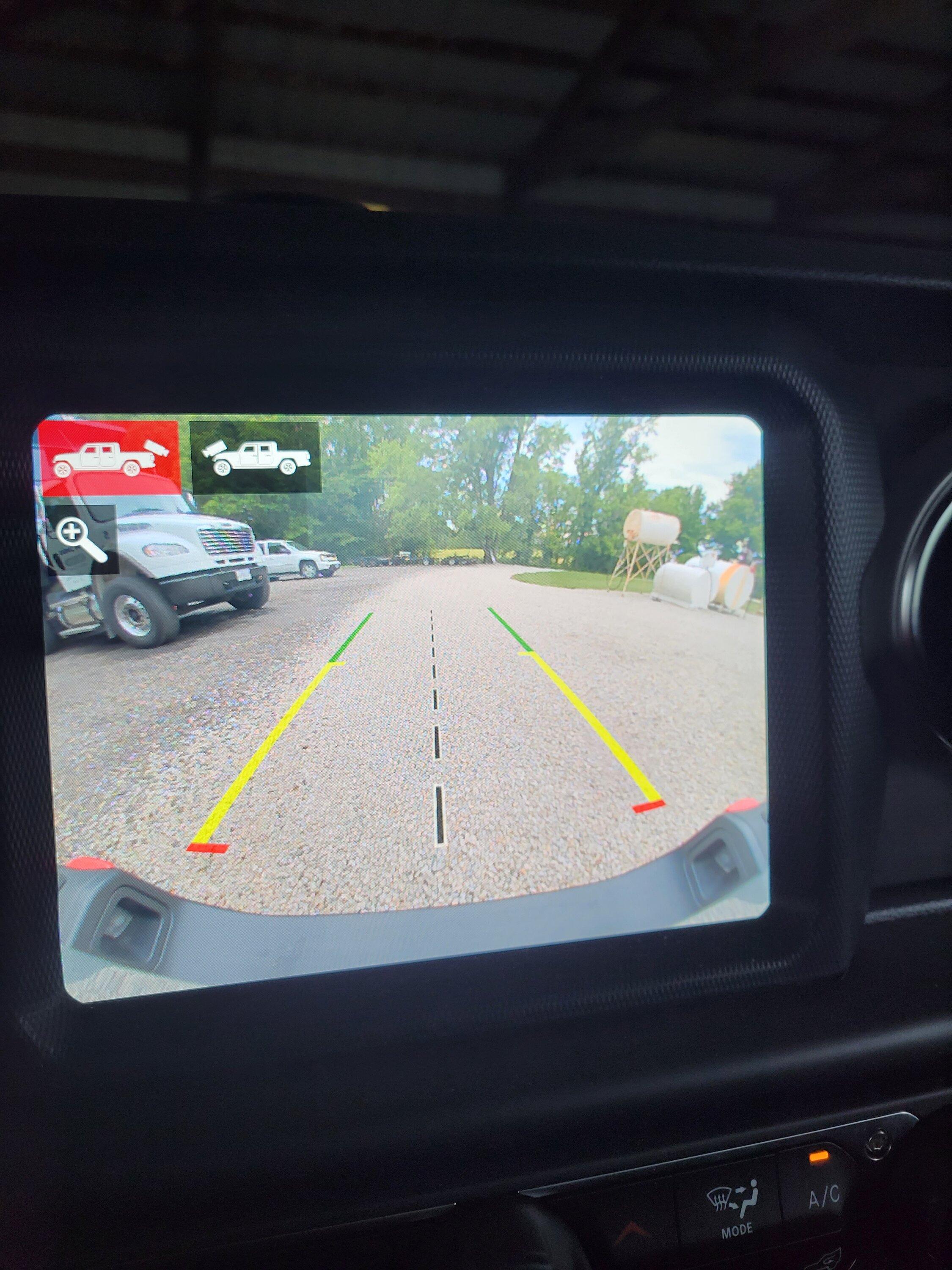Jeep Gladiator Anyone ran into this? 8.4 system. 20220702_180022