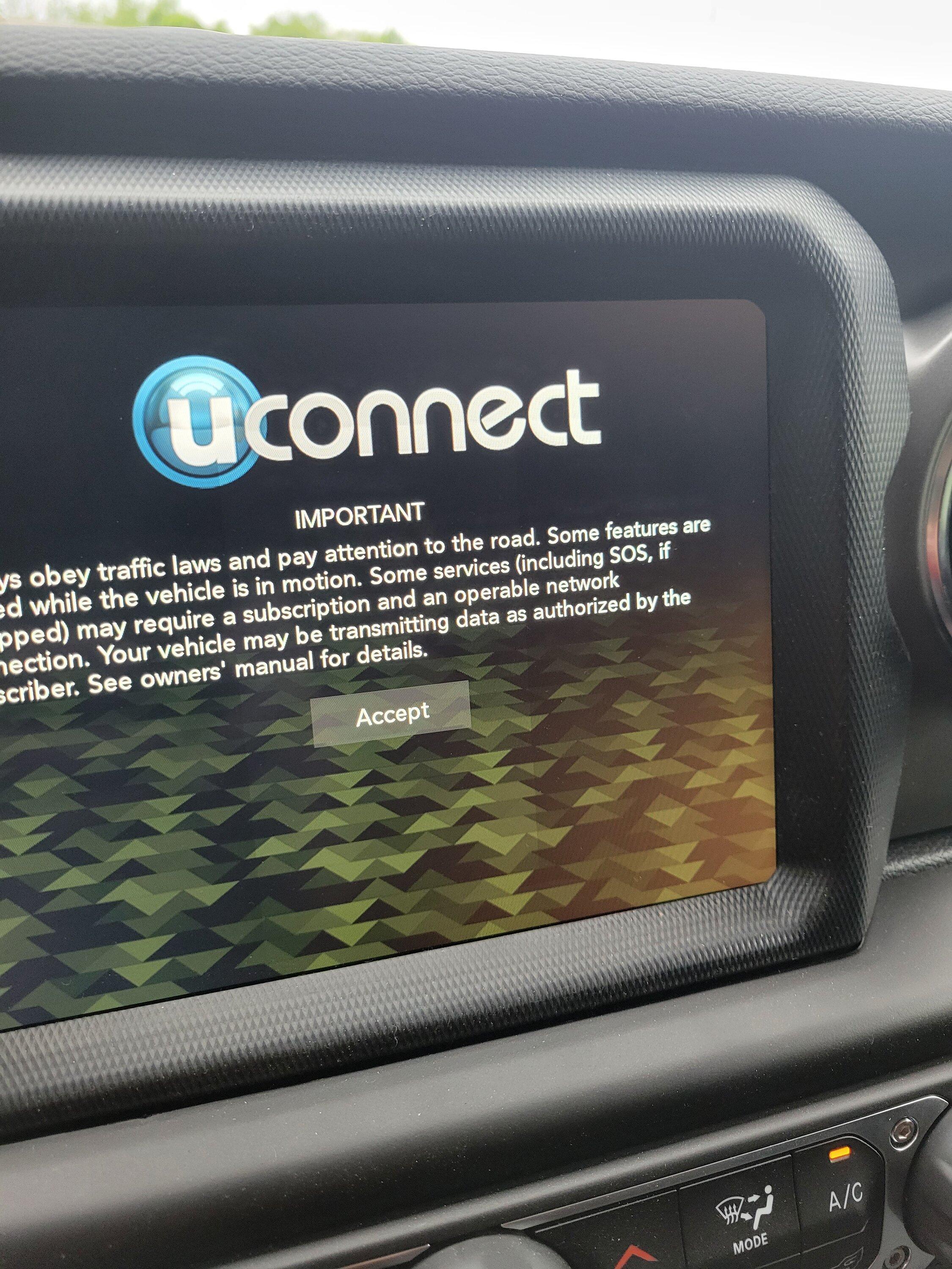 Jeep Gladiator Anyone ran into this? 8.4 system. 20220702_180036