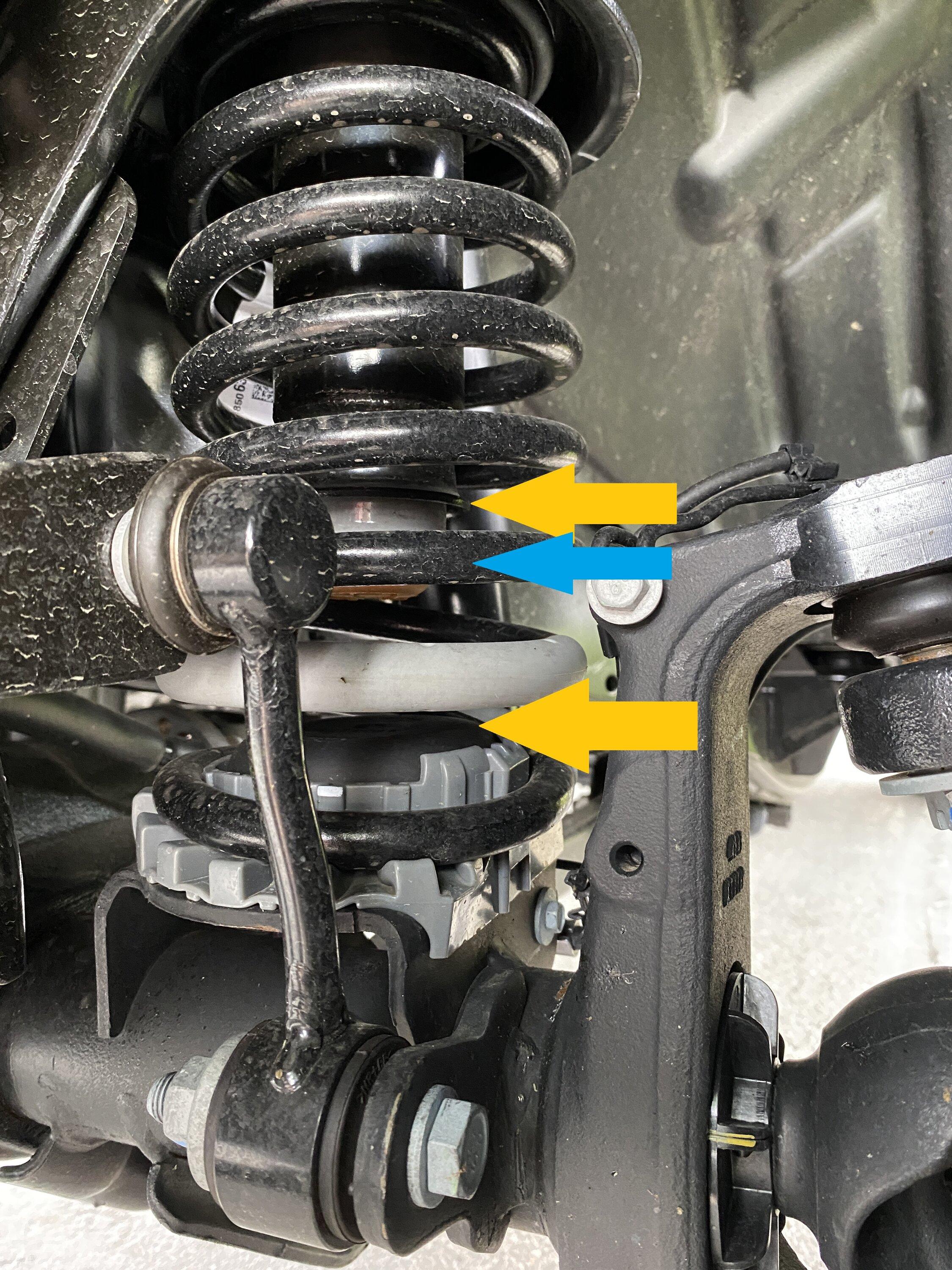 Jeep Gladiator Eco diesel Suspension bottoming out on normal roads IMG_0163.JPG