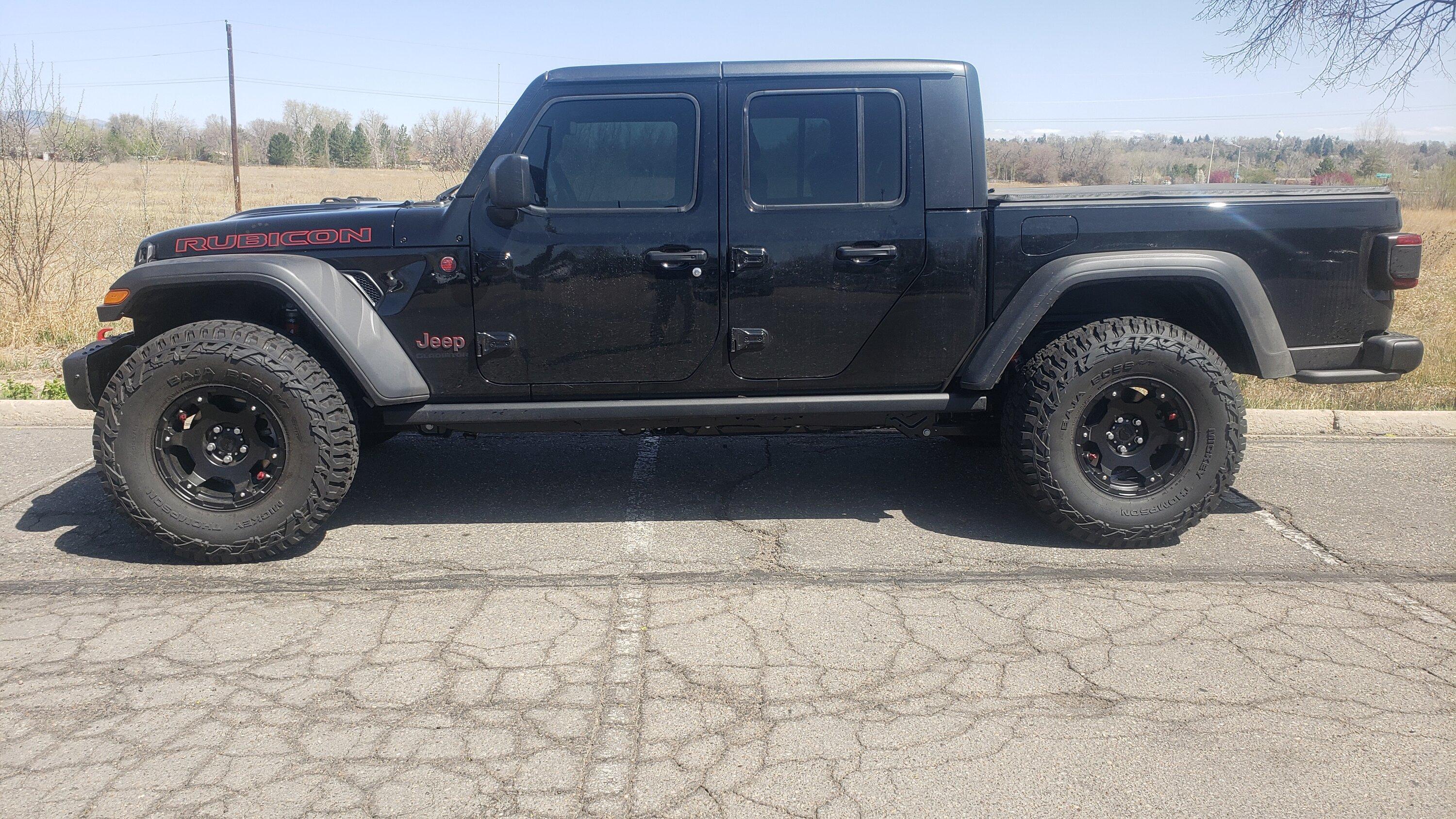 Jeep Gladiator Just me saving pictures 20220430_110434