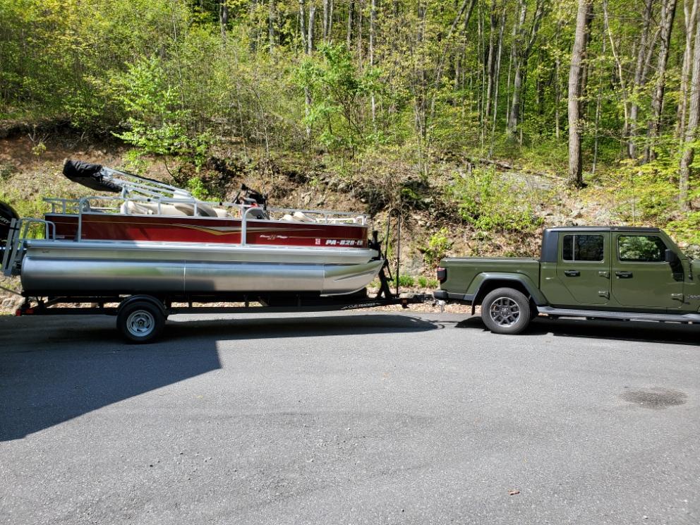 Jeep Gladiator Let's see the boats you’re towing with your Gladiator 20220519_152321