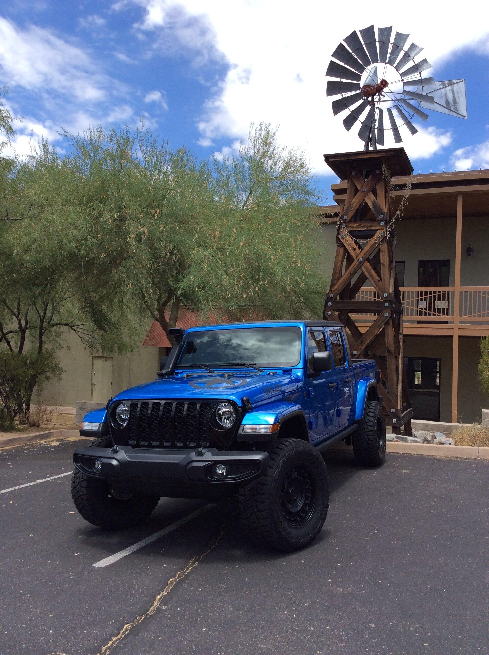 Jeep Gladiator HYDRO BLUE PEARL Gladiator JT Club E296FDF4-D075-45C9-99D8-1960B05D61D2