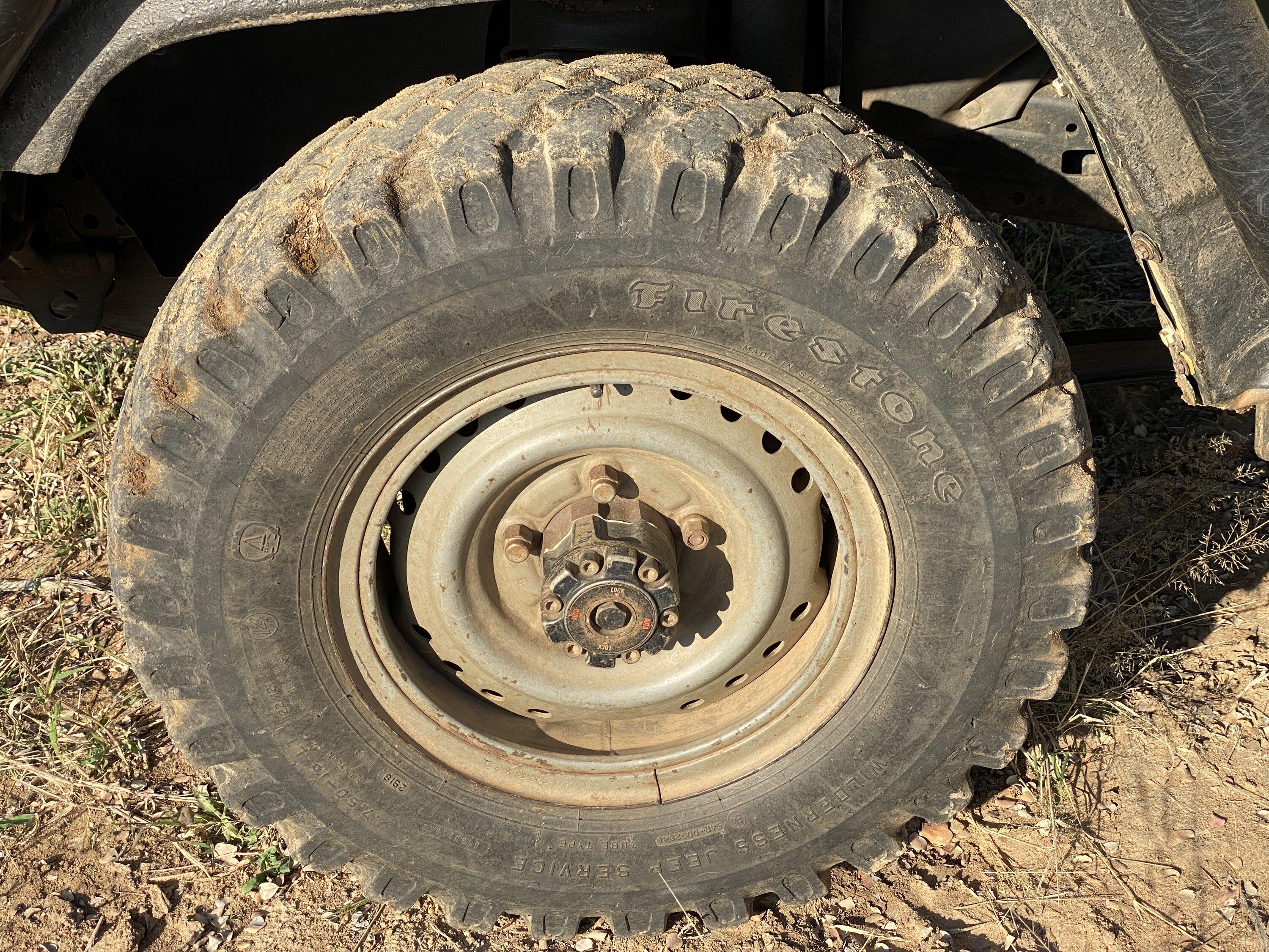 Jeep Gladiator “Jeep” tires on a Land Cruiser 9E76488D-34C4-42A8-BC1D-1AB7EBA5B334