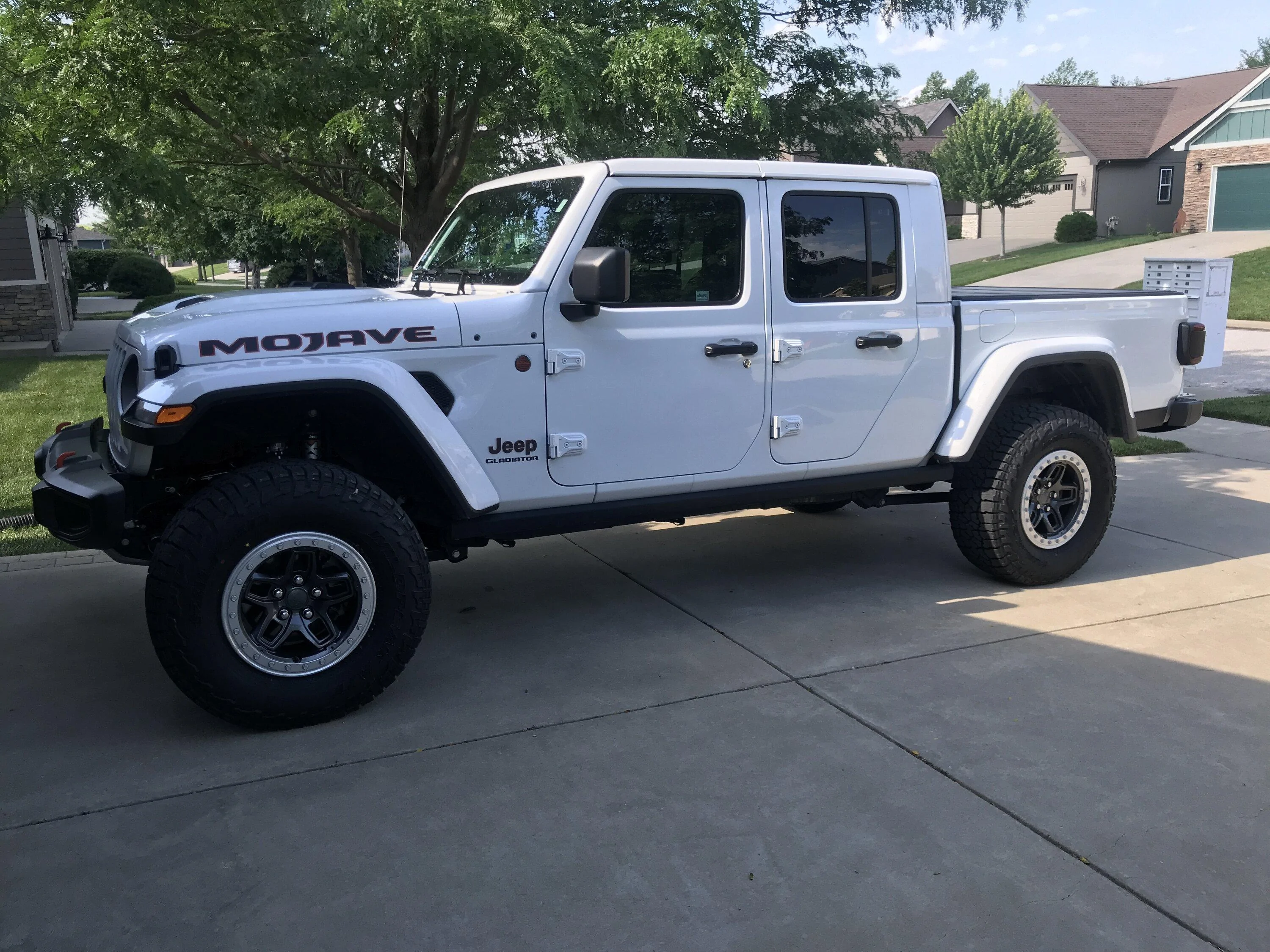 Jeep Gladiator AEV 2" spacer lift for Mojave Gladiator IMG_2828
