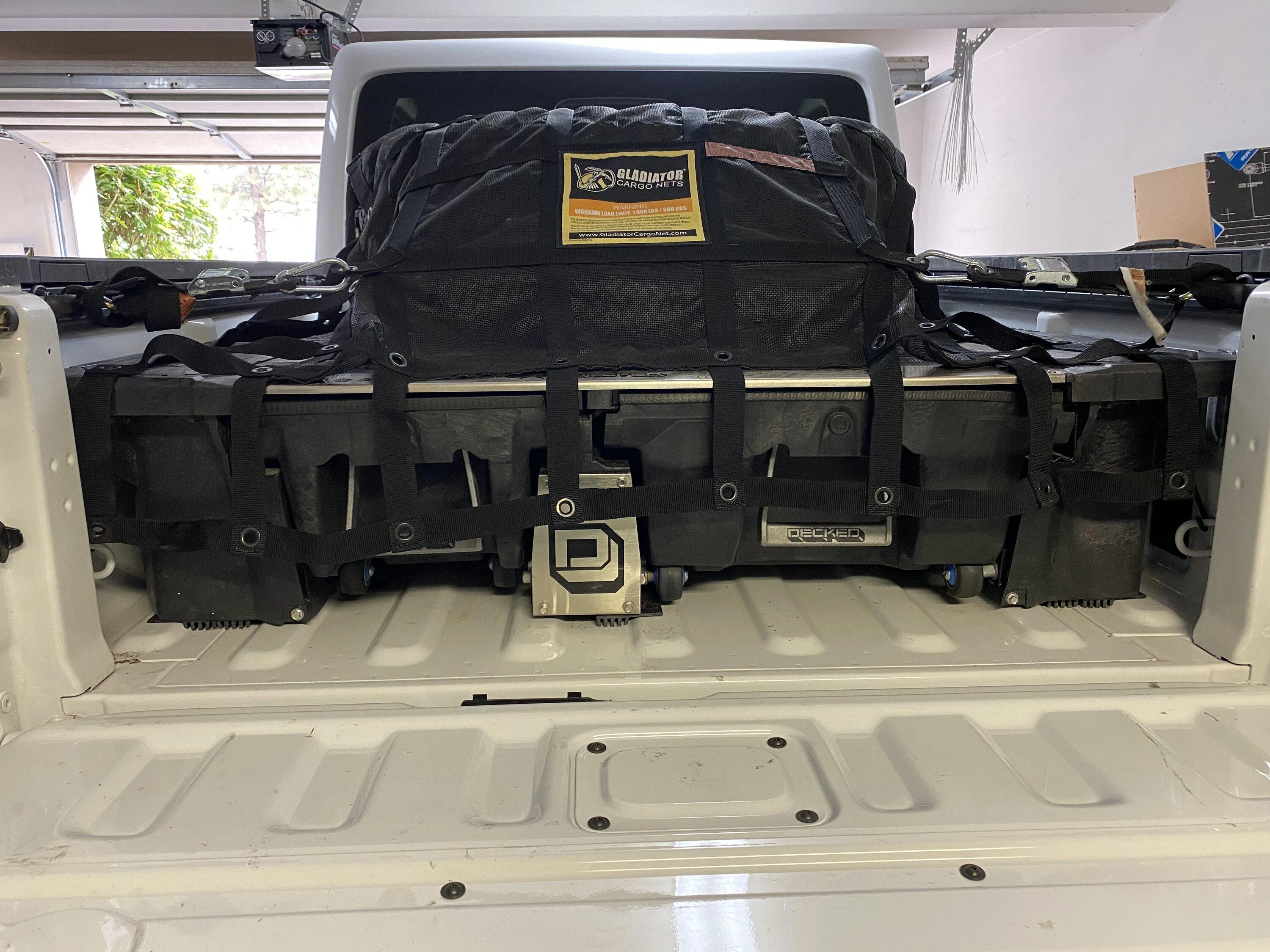 Jeep Gladiator Decked Drawer System EF70D724-4C61-44E0-BDD2-734AF790329F