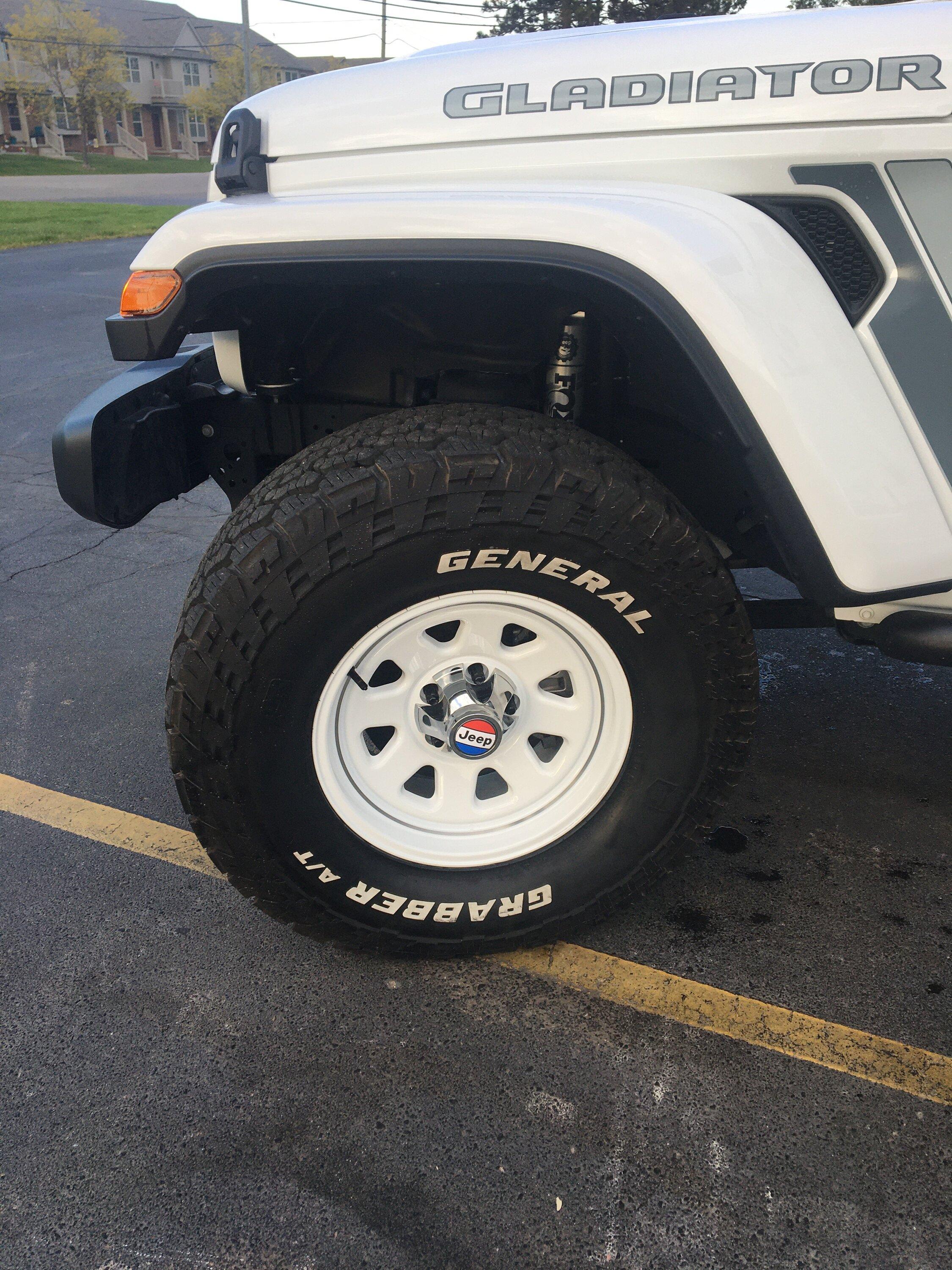 Jeep Gladiator X ATX close up 2