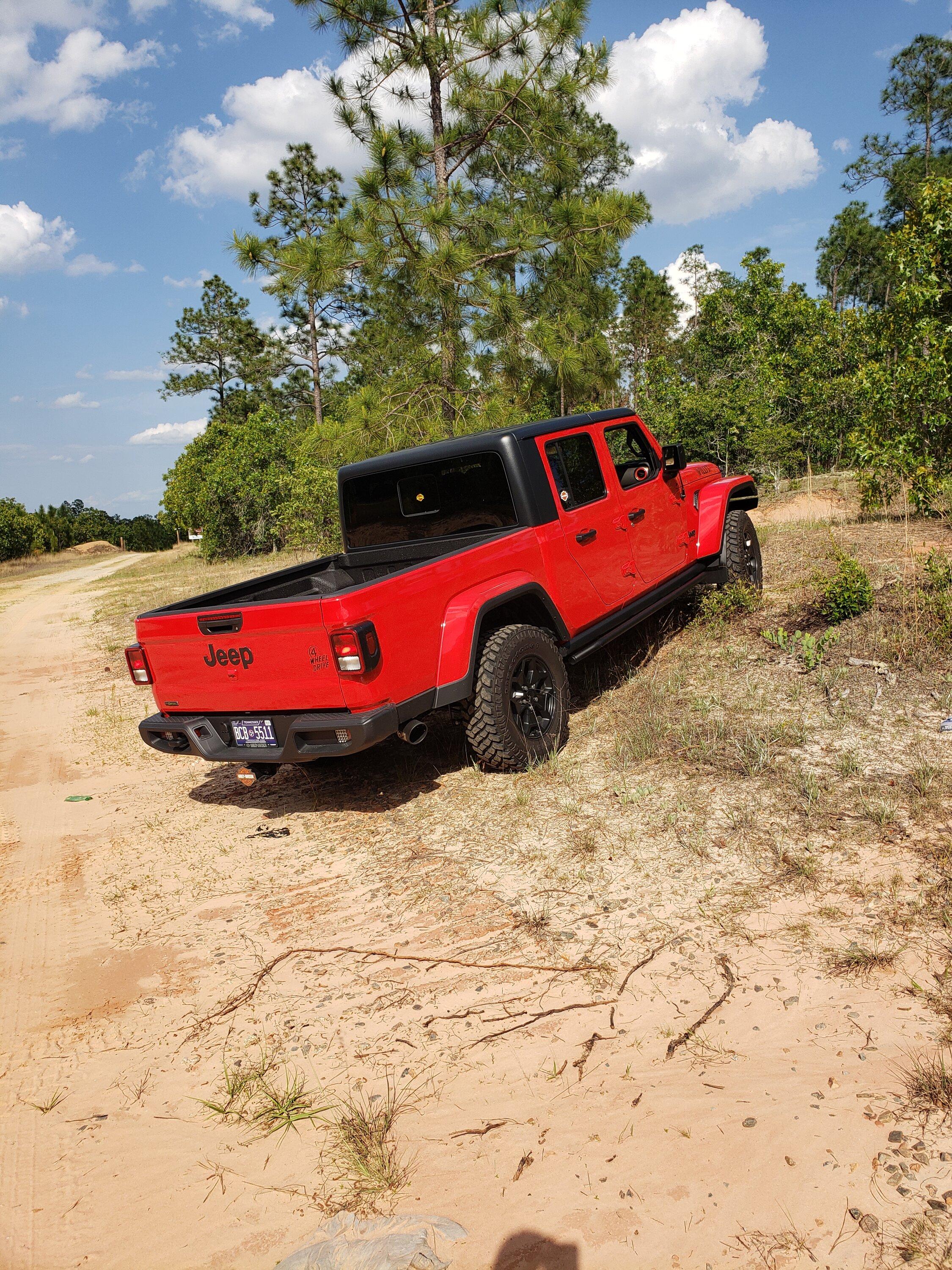 Jeep Gladiator FIRECRACKER RED Gladiator JT Club 20220504_170308