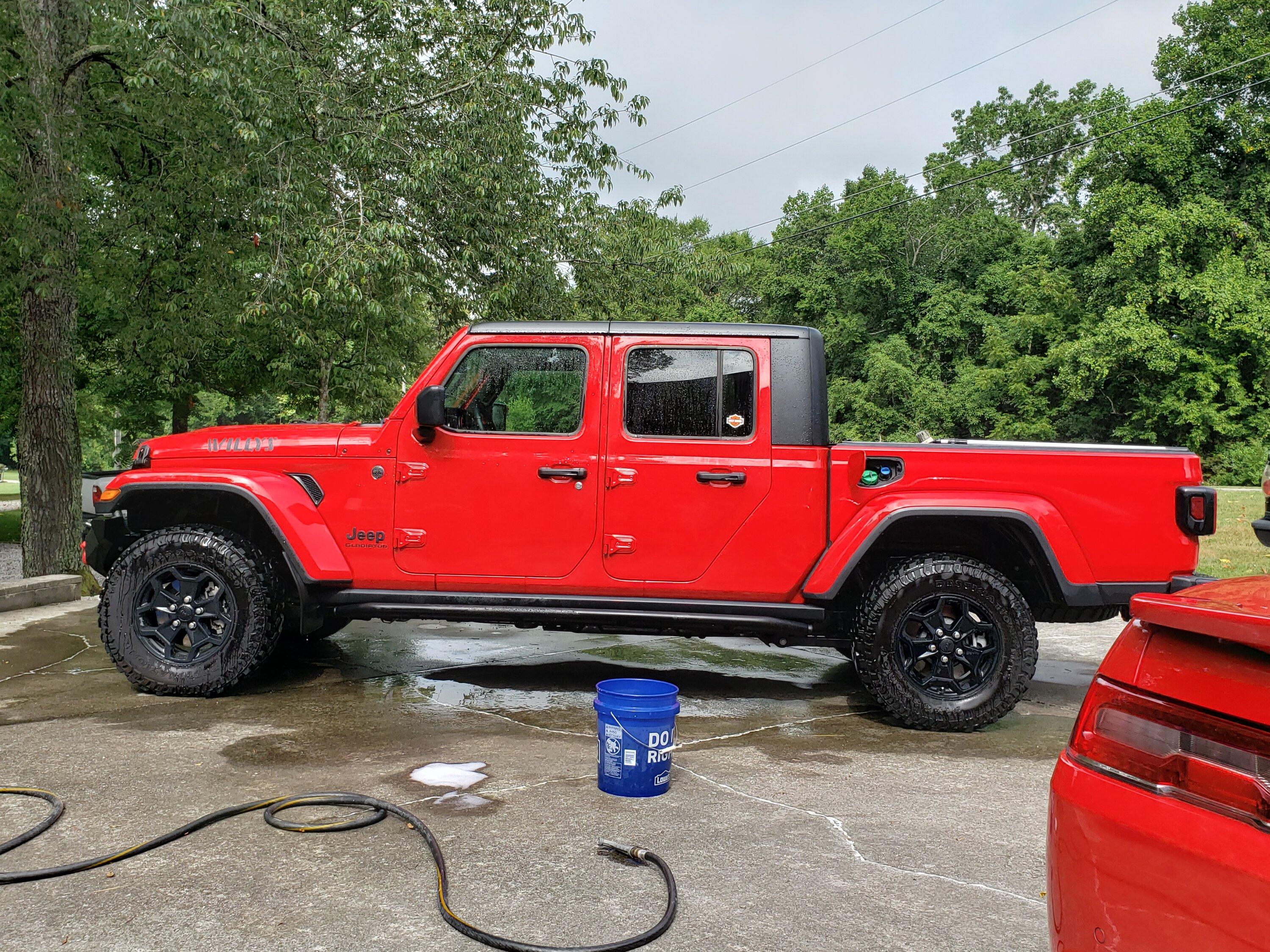 Jeep Gladiator FIRECRACKER RED Gladiator JT Club 20220704_101353