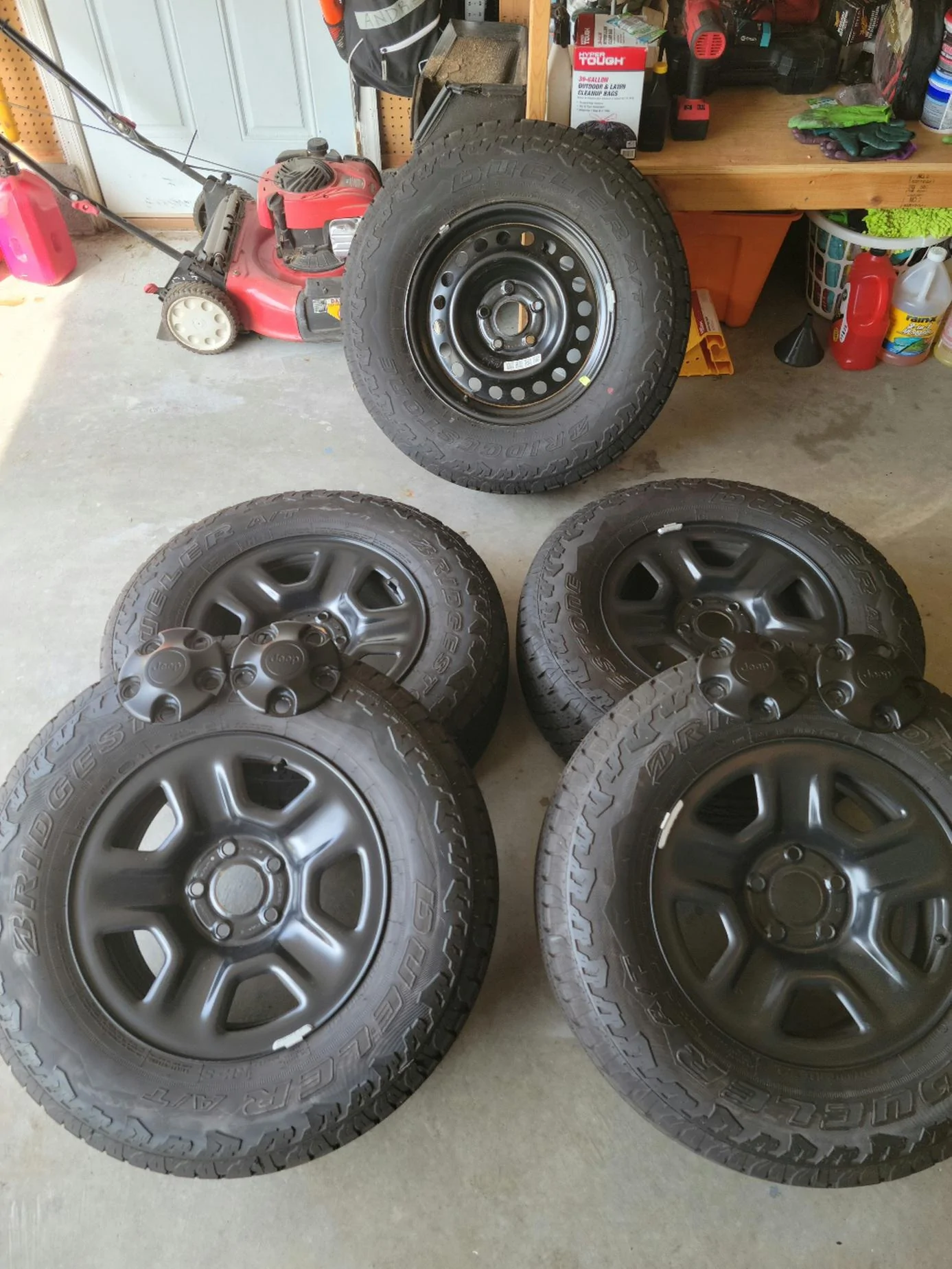 Jeep Gladiator 2021 Stock Sport Rims (steelies) 20220705_165854