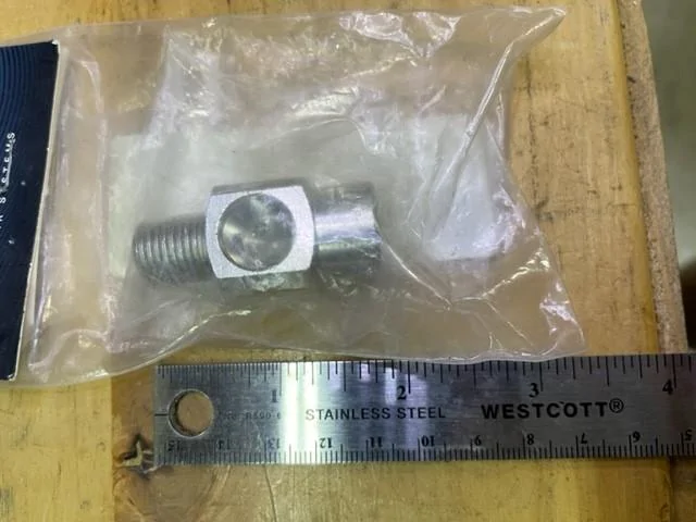 Jeep Gladiator ARB 1/4" NPT Tee ARB Tee 2