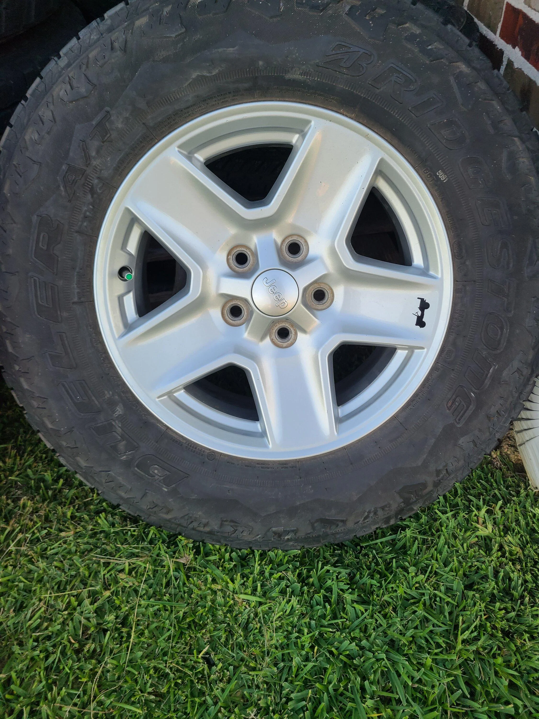 Jeep Gladiator Max Tow Wheels/Tires 20220705_193339