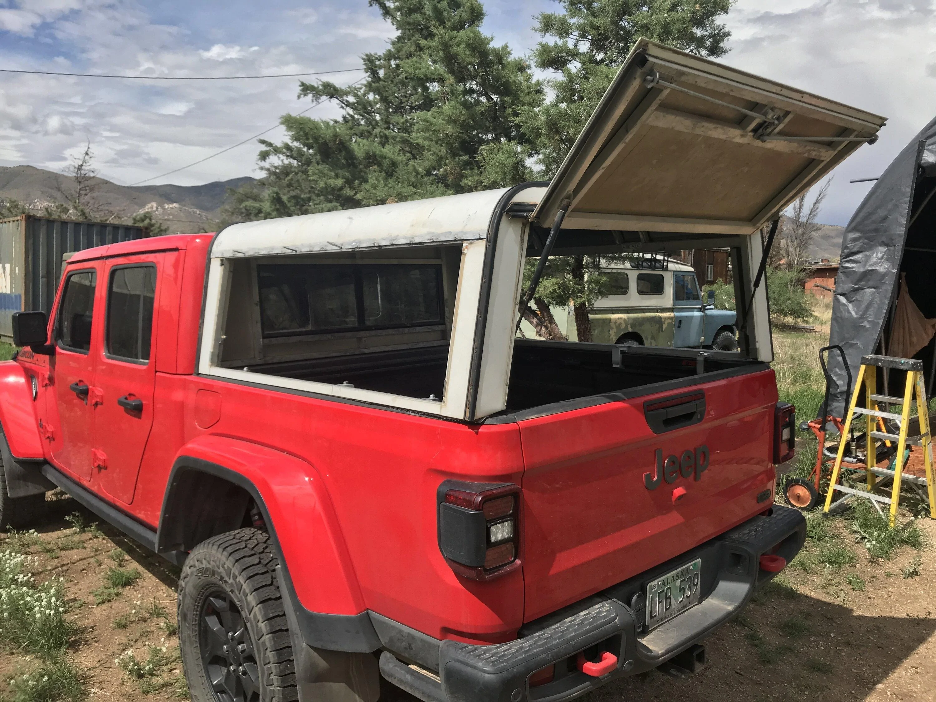 Jeep Gladiator Operation  "Cheap topper": Warning... this is in process... IMG_4892