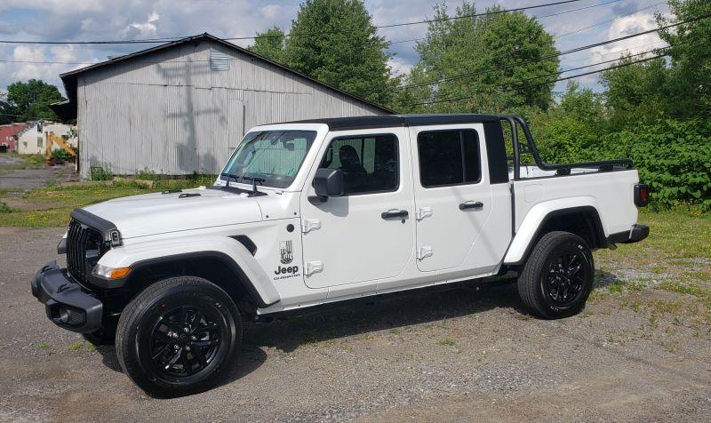 Jeep Gladiator BRIGHT WHITE Gladiator JT Club 20220707_171303a