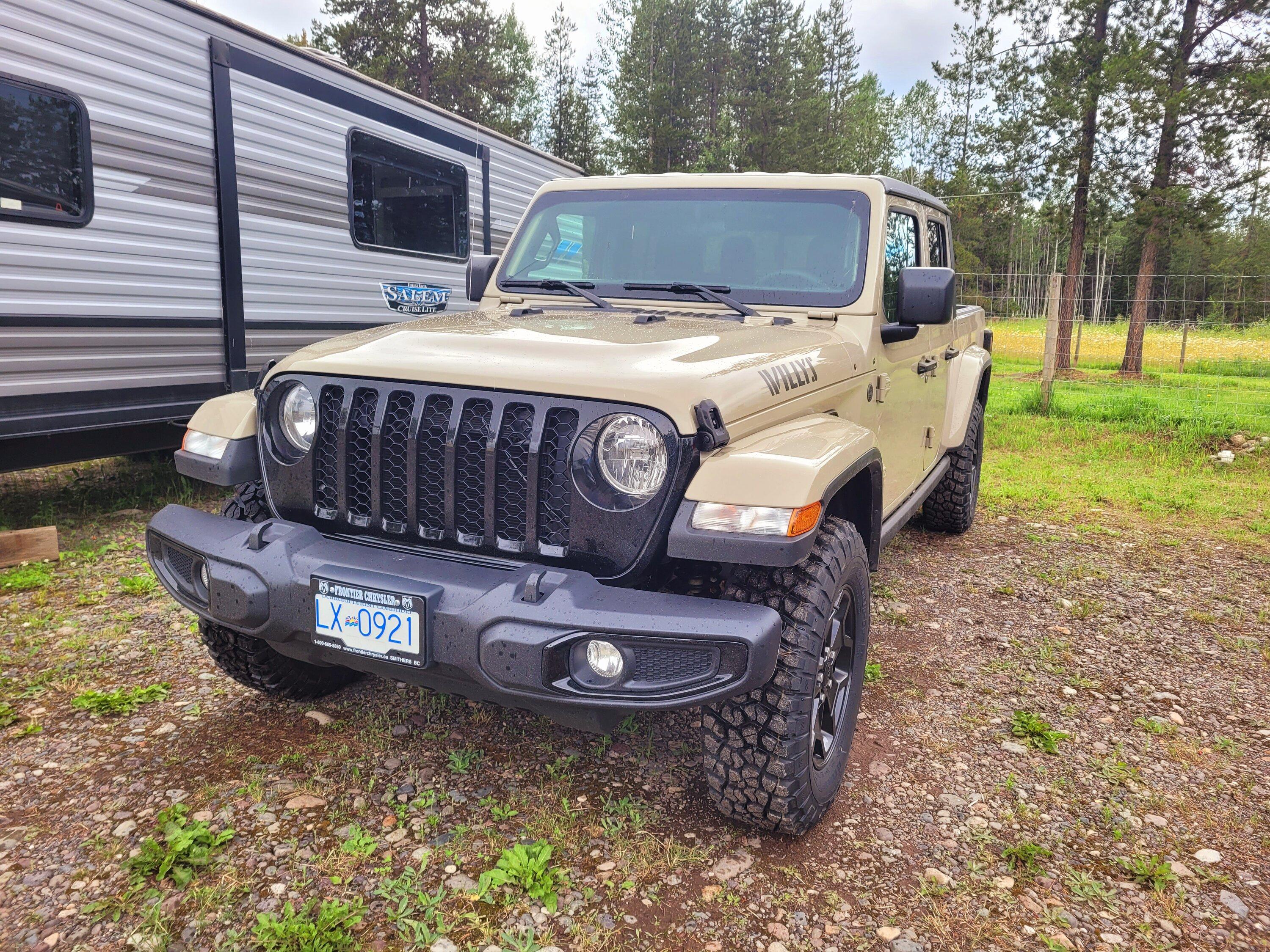 Jeep Gladiator Gobi Gladiators Waiting Room 20220707_162531