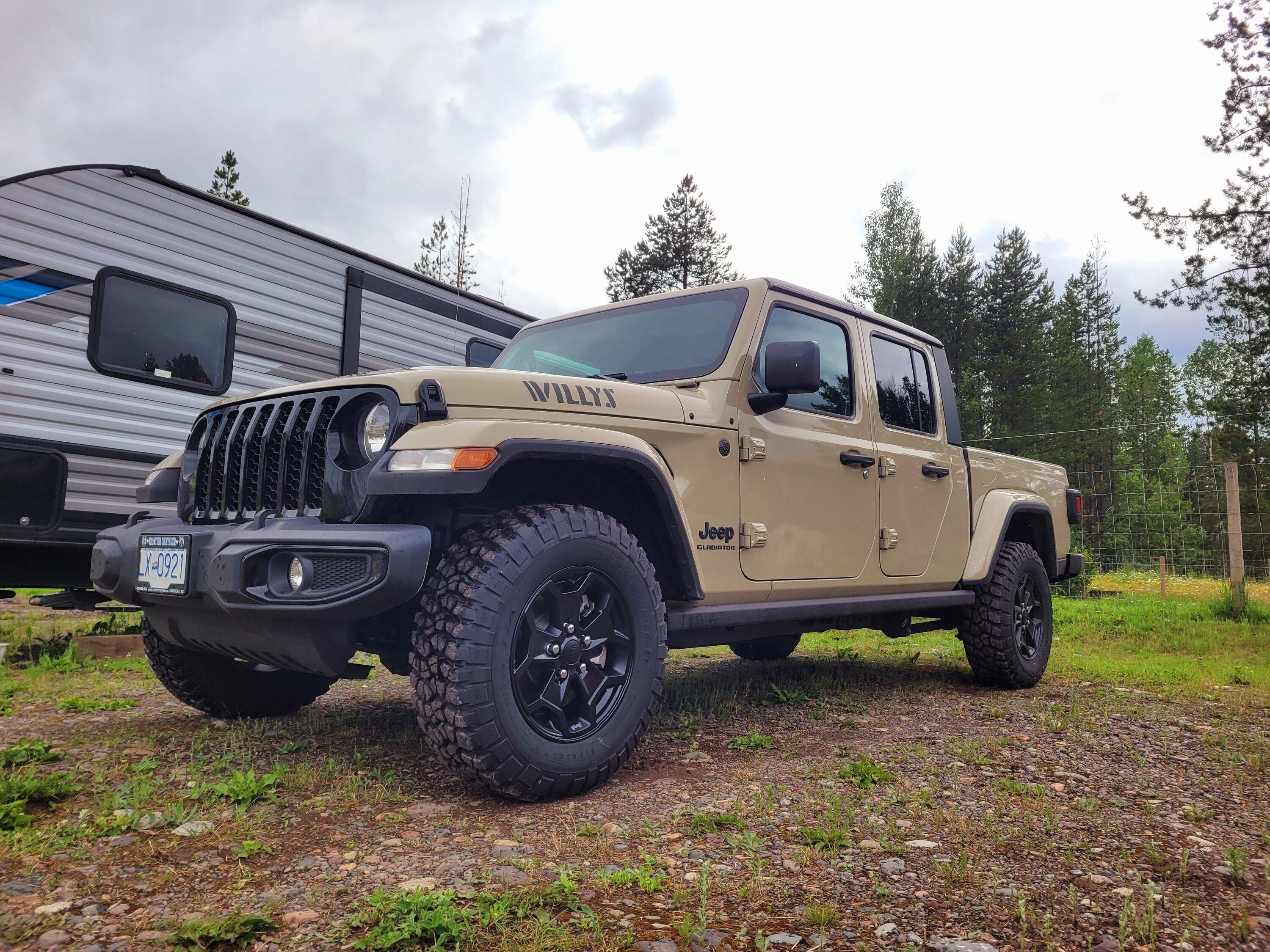 Jeep Gladiator Gobi Gladiators Waiting Room 20220707_162539