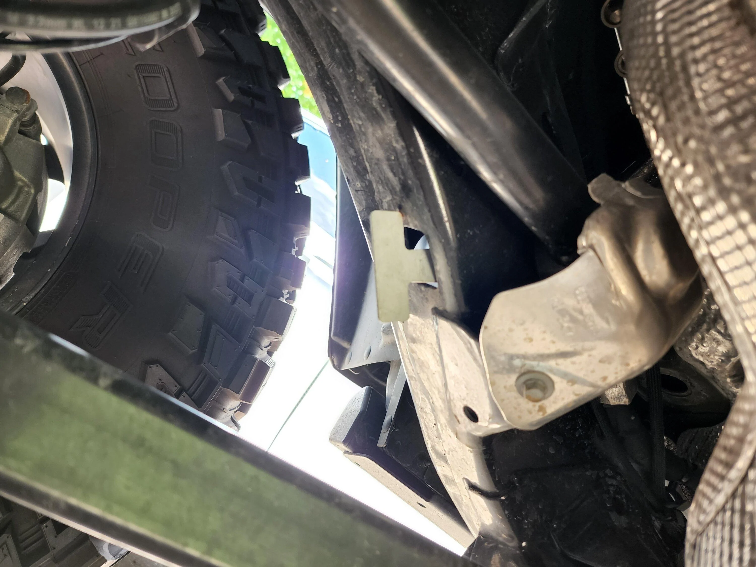 Jeep Gladiator 2022 JT makes noise (klank). 20220703_142905
