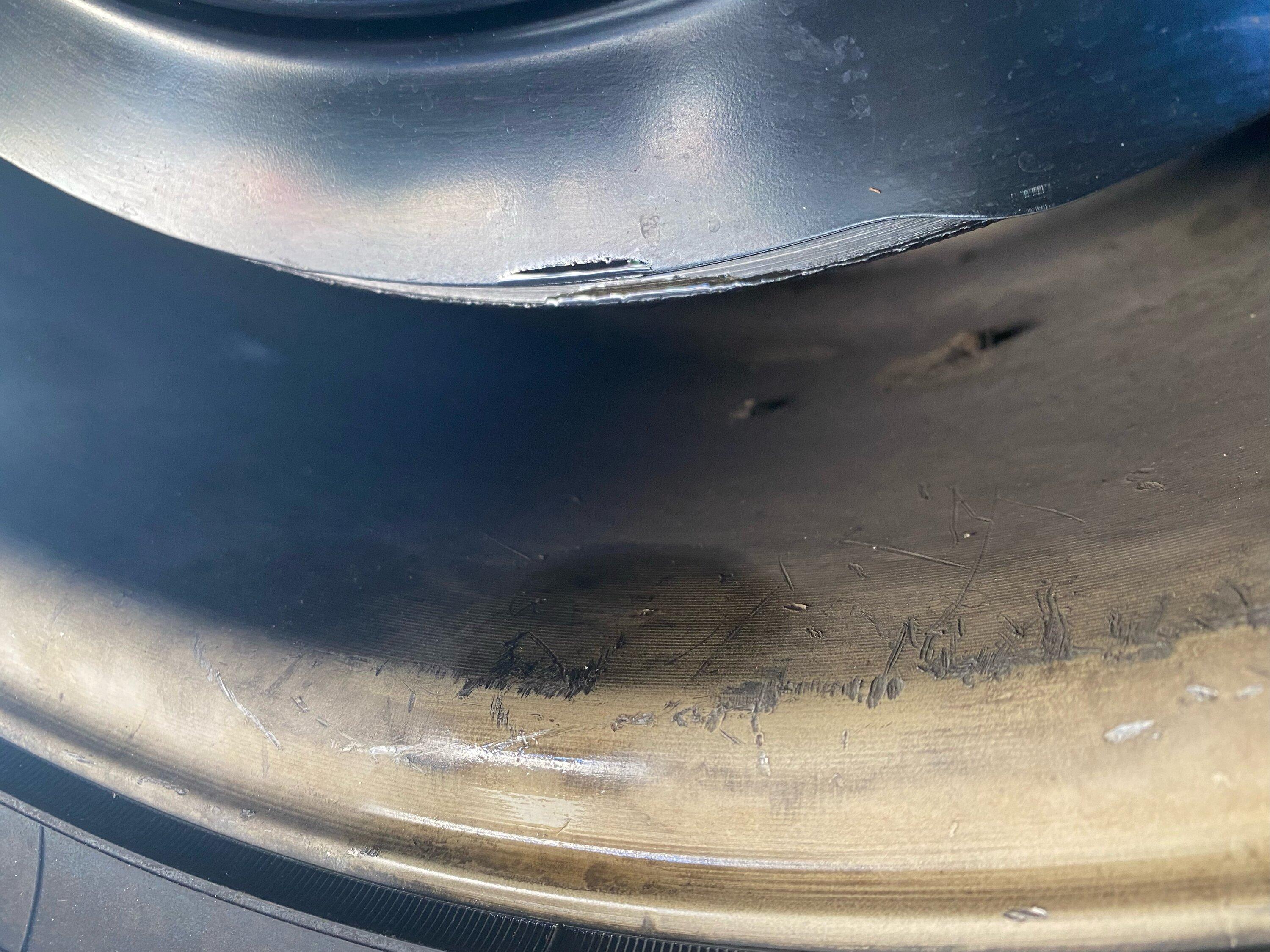 Jeep Gladiator Leaking axle seal? IMG_0891
