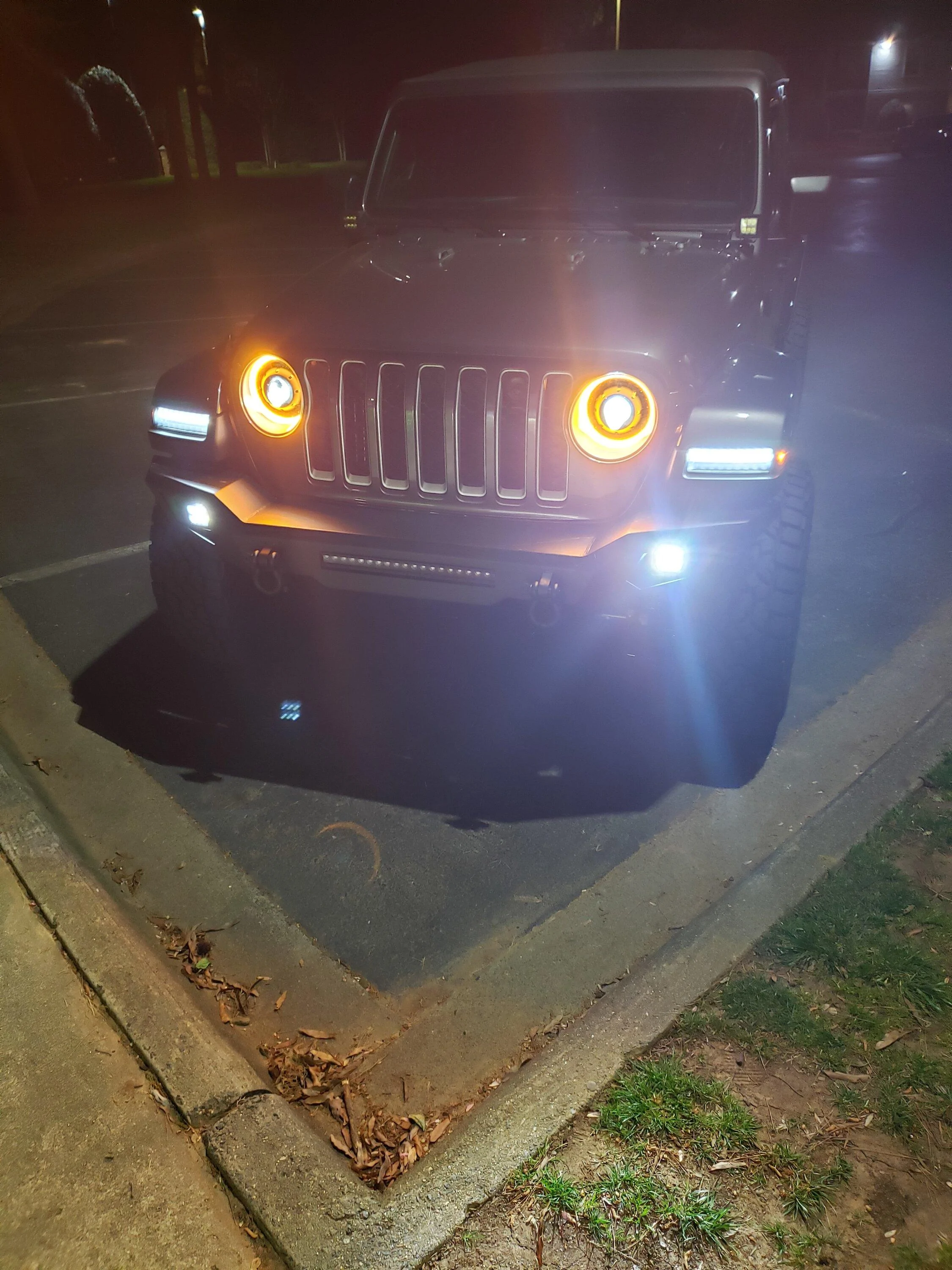 Jeep Gladiator Aftermarket Cube LED Fog Light Question (wiring) 20220404_223612