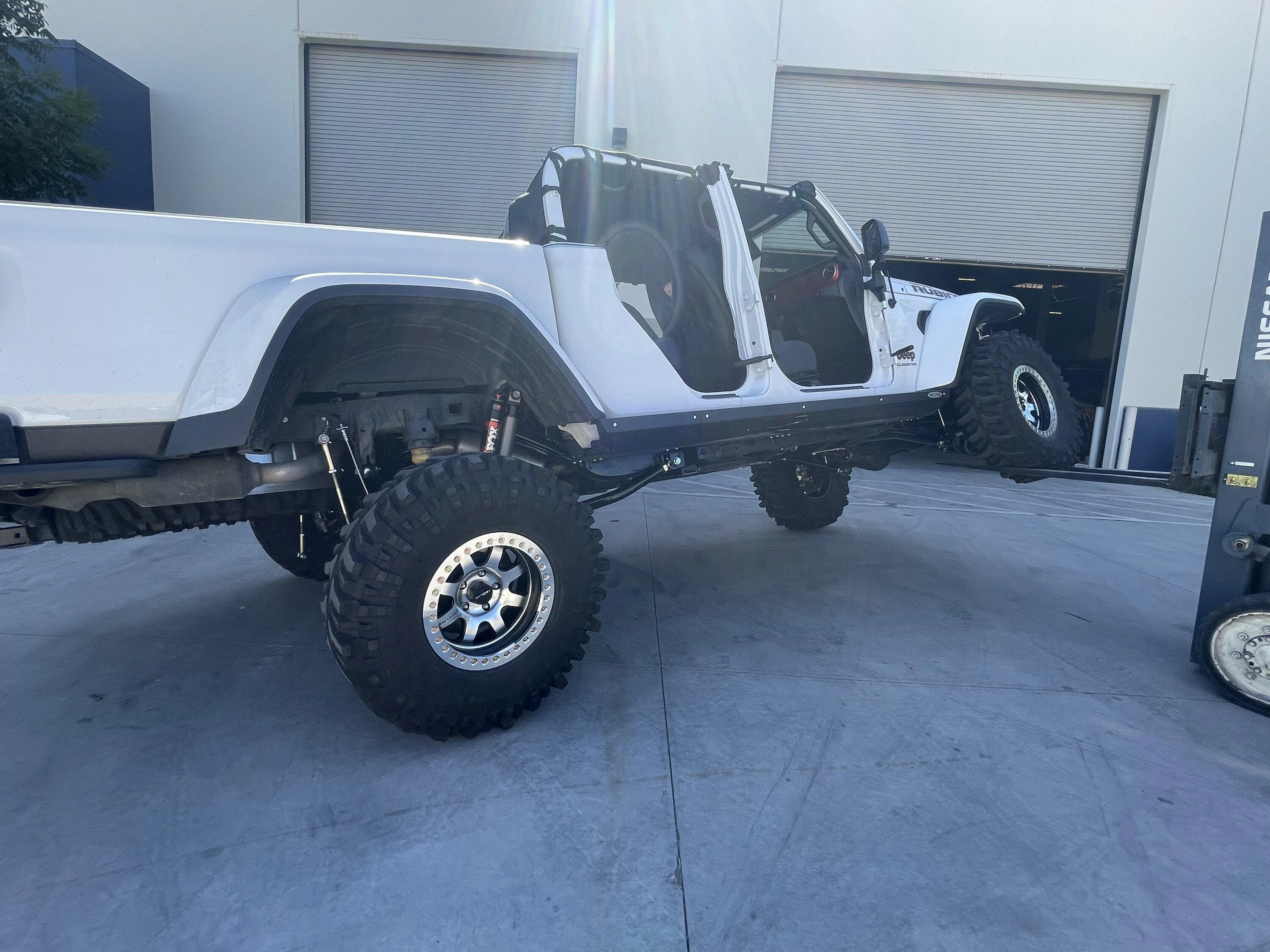 Jeep Gladiator Anyone have MasterTop summer top plus wind blocker? 8F3C7904-5396-46C6-B524-7DD6B48A9D36