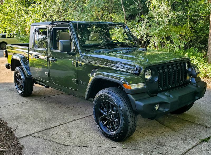 Jeep Gladiator Sarge Green Sport S HIGHLY UNNECESSARY Build Thread PSX_20220622_230441