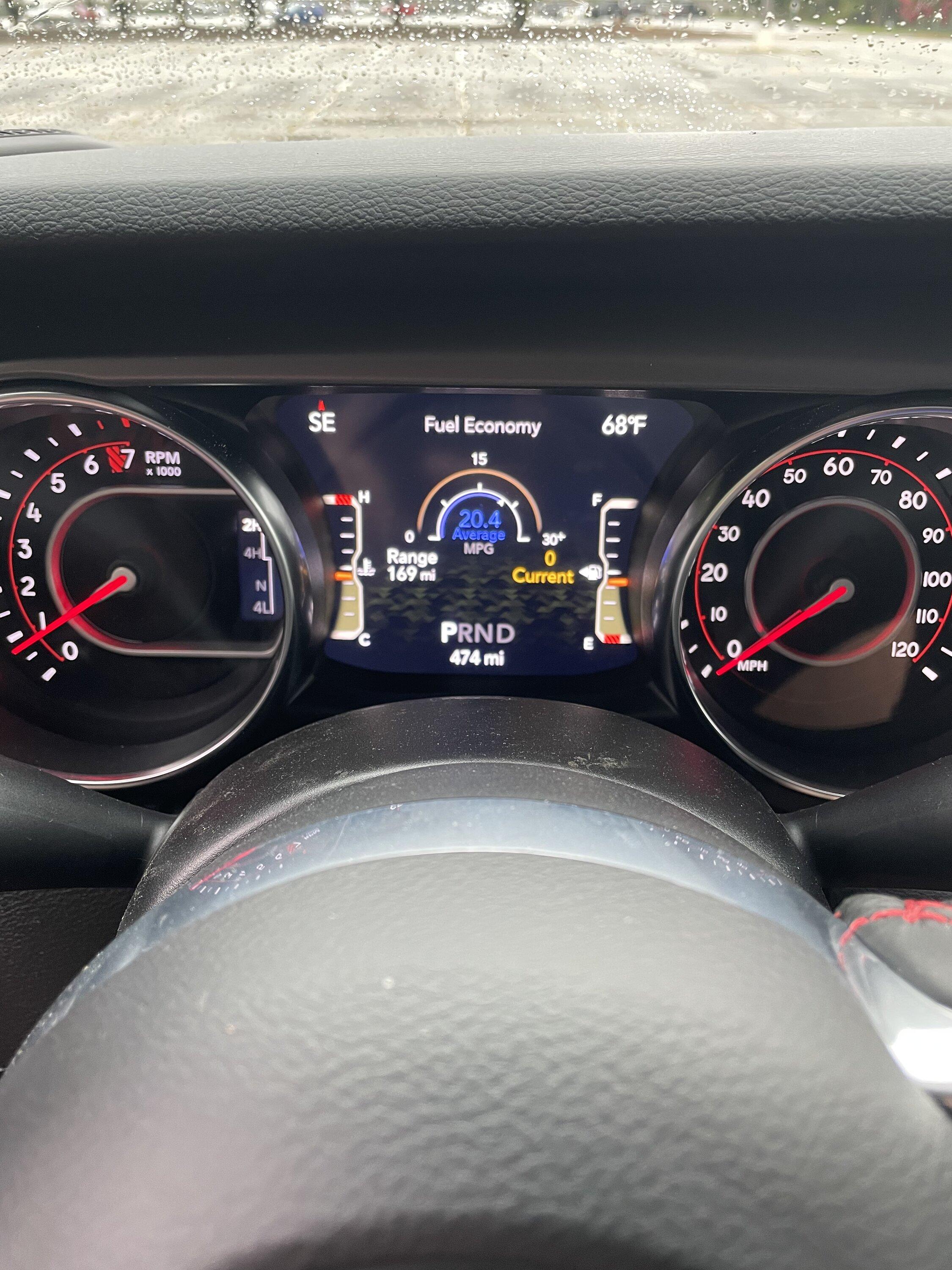 Jeep Gladiator Who's got my fuel mileage beat? 9675483D-102F-4985-AEF6-5365DC73F6FF